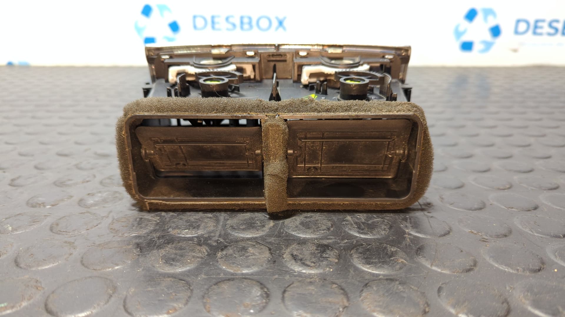 Recambio de REJILLA AIREADORA para AUDI Q7 (4L) referencia OEM IAM 4L0819203 3