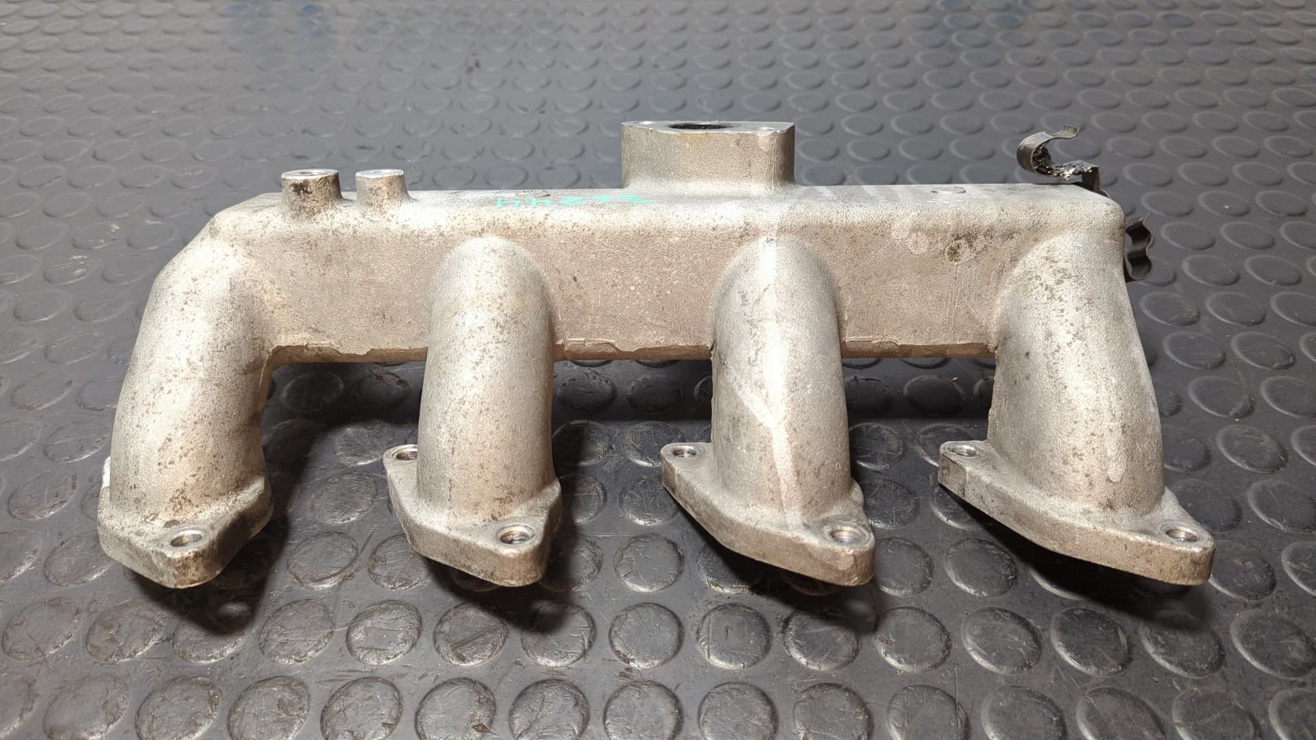 Recambio de COLECTOR ADMISION para HYUNDAI H 100 2.5 Diesel D4BH - AZUL 2