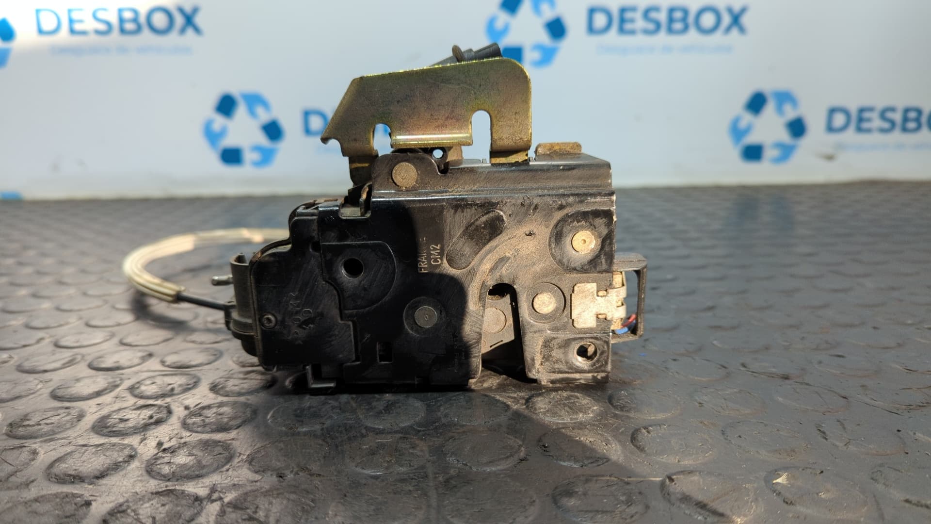 Recambio de CERRADURA PUERTA DELANTERA DERECHA para AUDI ALLROAD QUATTRO (4B5) 2.5 TDI (132kW) AKE referencia OEM IAM 4B1837016B - GRIS 2
