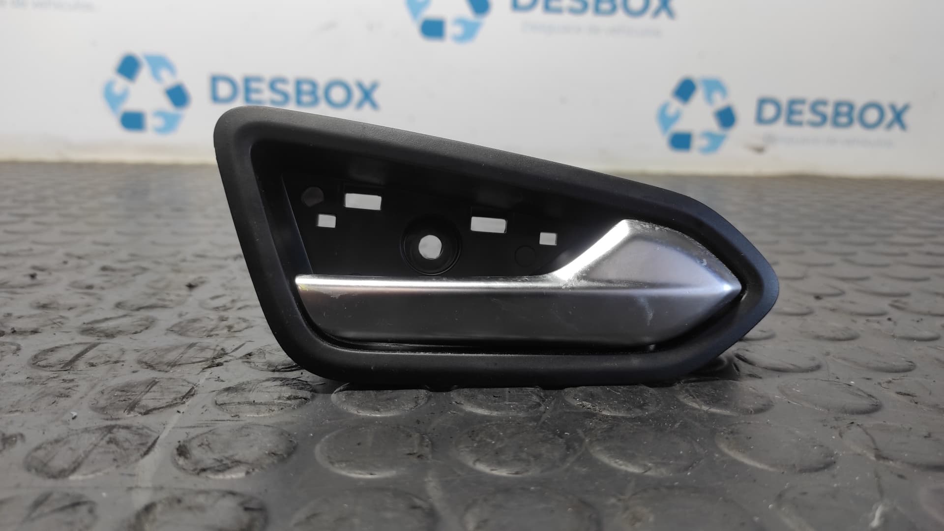 Recambio de MANETA INTERIOR TRASERA DERECHA para RENAULT CLIO V 1.0 H4DE4 referencia OEM IAM 826721378R - ROJO 4