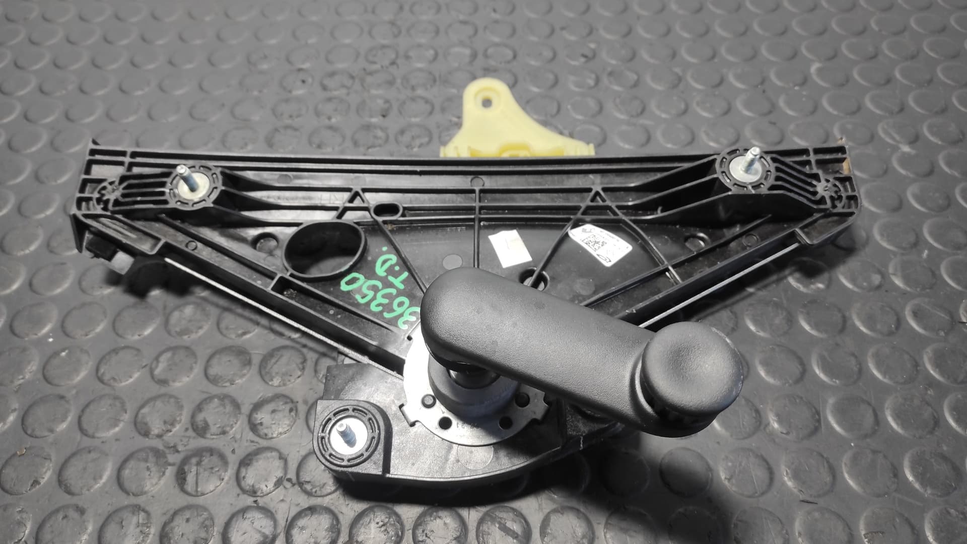 Recambio de ELEVALUNAS TRASERO DERECHO para RENAULT CLIO V 1.0 H4DE4 referencia OEM IAM 827204807R - ROJO