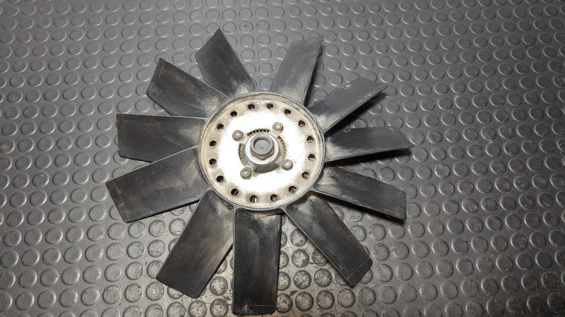 Recambio de VENTILADOR VISCOSO MOTOR para LAND ROVER DISCOVERY (SALLJG/LJ) TDi (3-ptas.) D21L referencia OEM IAM ERR2266 - ROJO 3