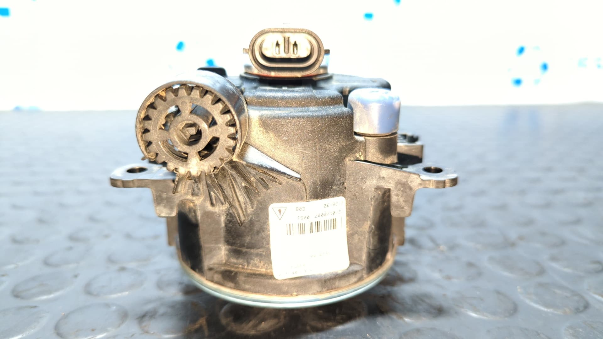 Recambio de FARO ANTINIEBLA IZQUIERDO para LAND ROVER FREELANDER (LR2) TD4 E 224DT referencia OEM IAM 6H5215K201AA - GRIS 4