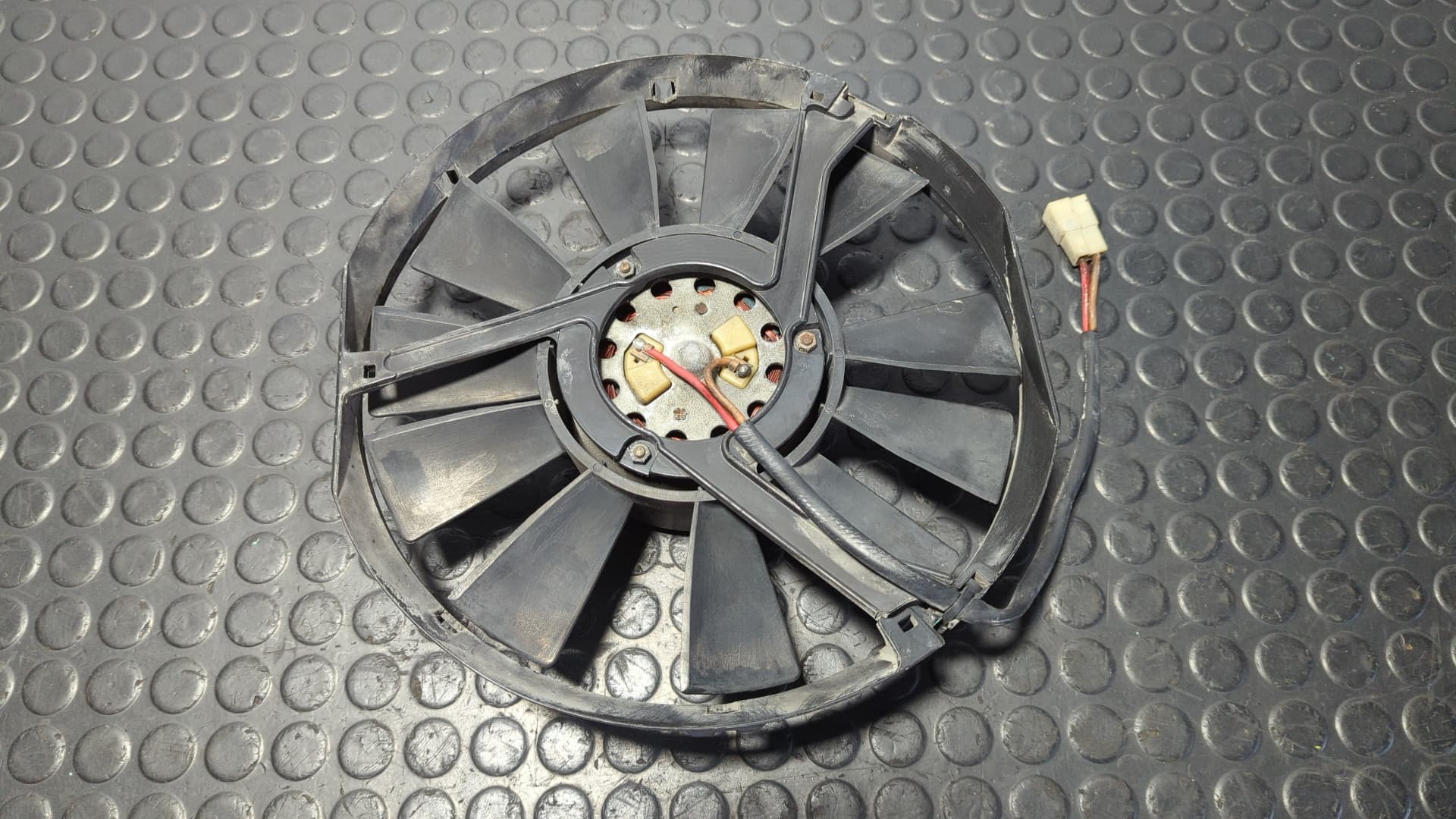 Recambio de ELECTROVENTILADOR para BMW SERIE 5 (E12) 2.8 M30B28 referencia OEM IAM 0130701028 - NARANJA 2