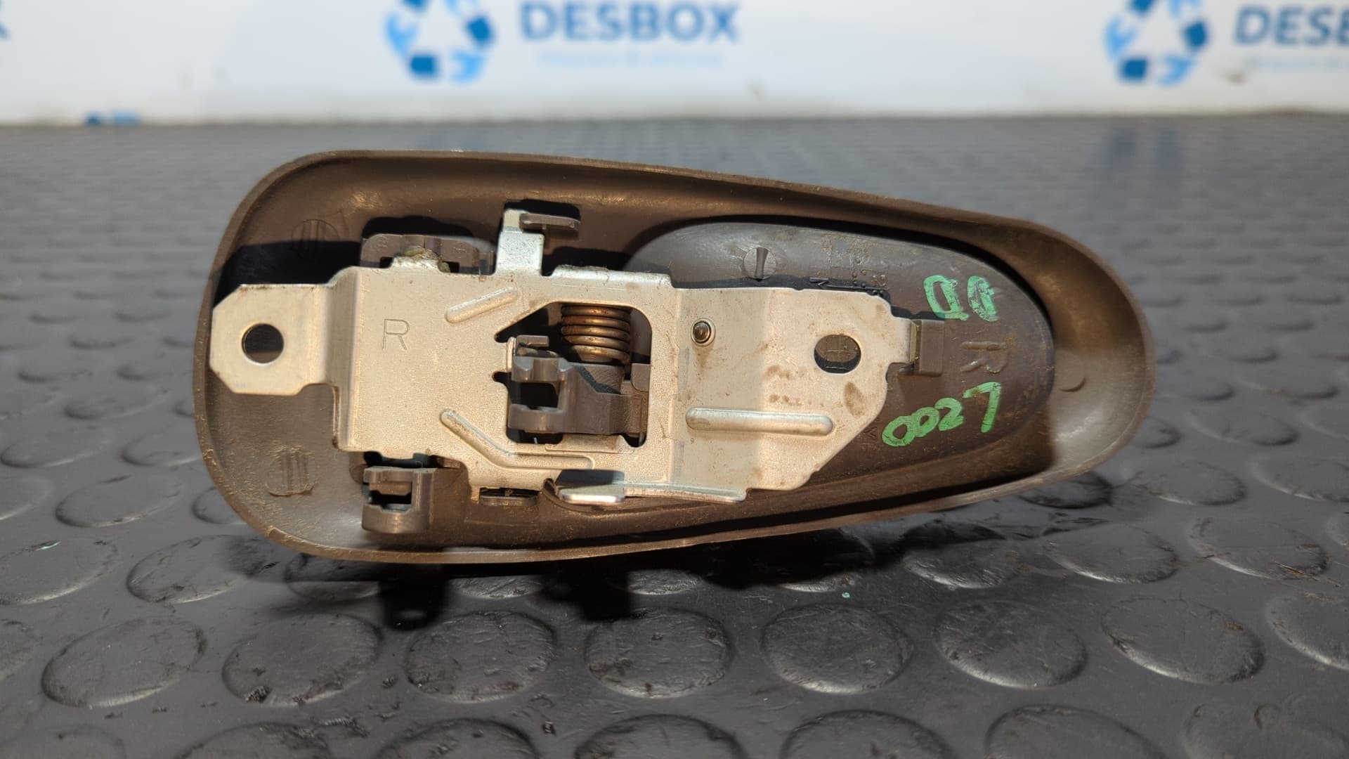 Recambio de MANETA INTERIOR DELANTERA DERECHA para MITSUBISHI L 200 (K6/7) referencia OEM IAM MR144546 4
