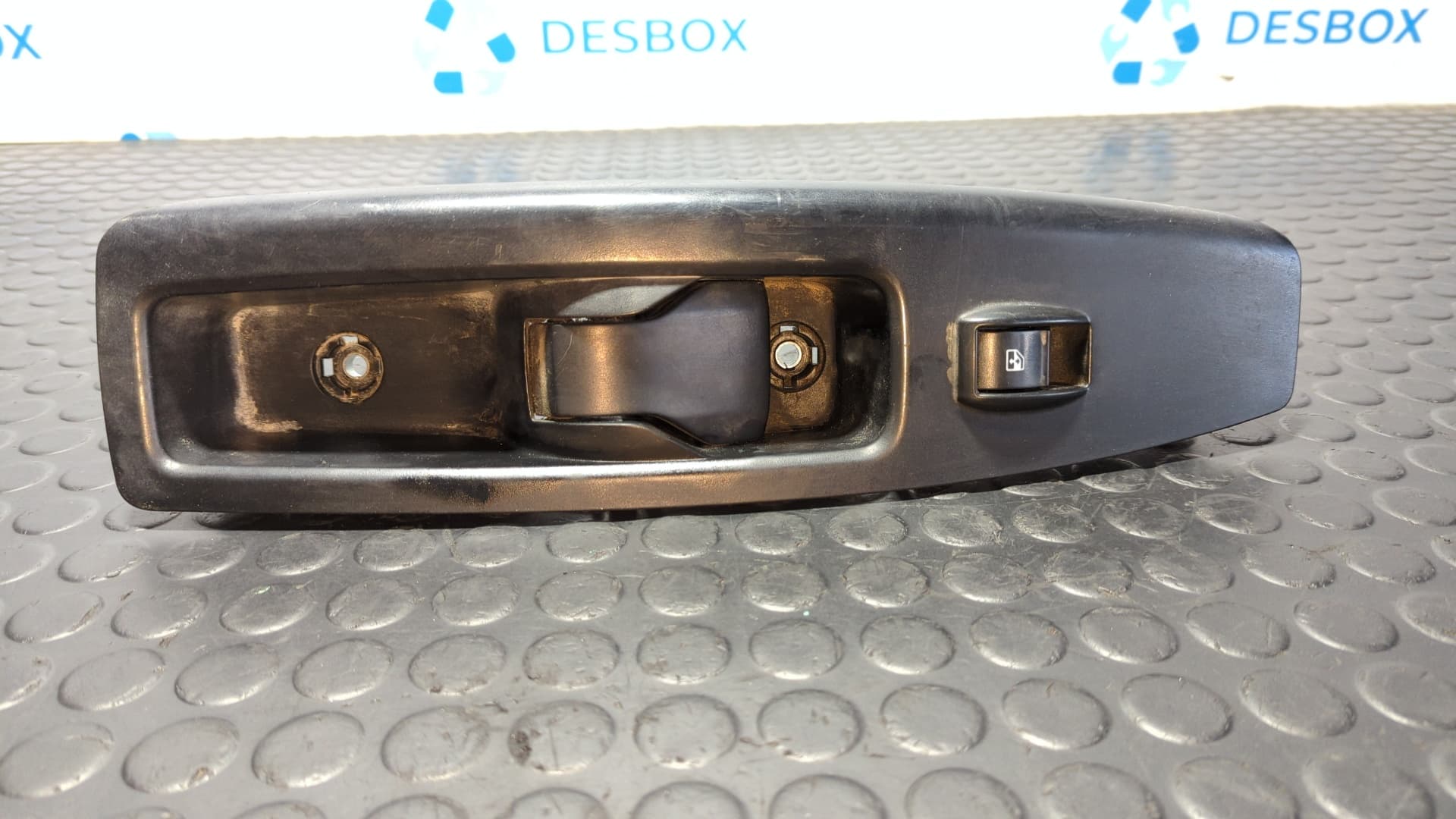 Recambio de MANDO ELEVALUNAS DELANTERO DERECHO para FIAT DOBLO 1.6 JTDM 16V CAT 198A3000 referencia OEM IAM 735484916 - BLANCO