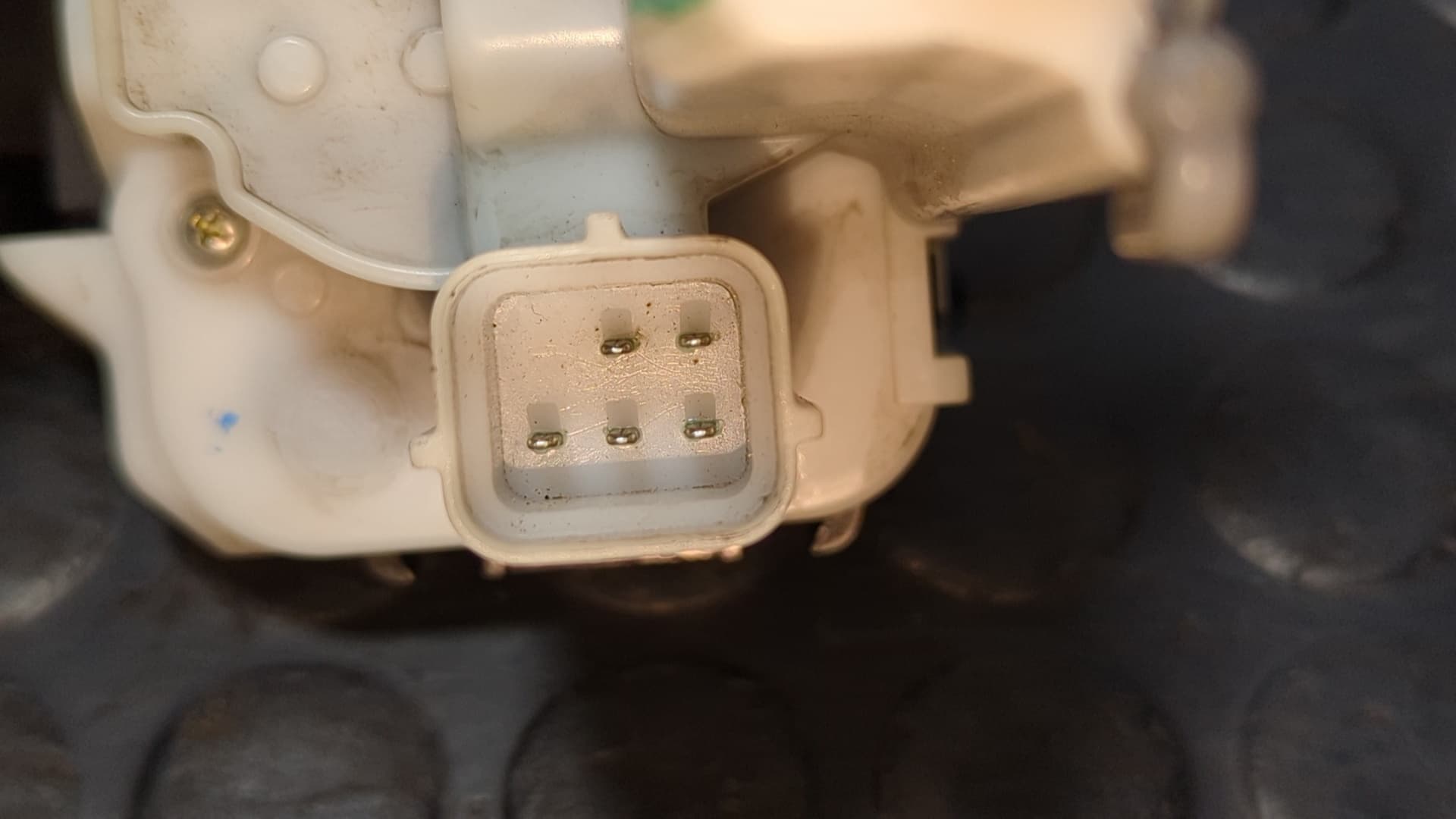 Recambio de CERRADURA PUERTA TRASERA IZQUIERDA para FIAT DOBLO 1.6 JTDM 16V CAT 198A3000 referencia OEM IAM B792 - BLANCO 4
