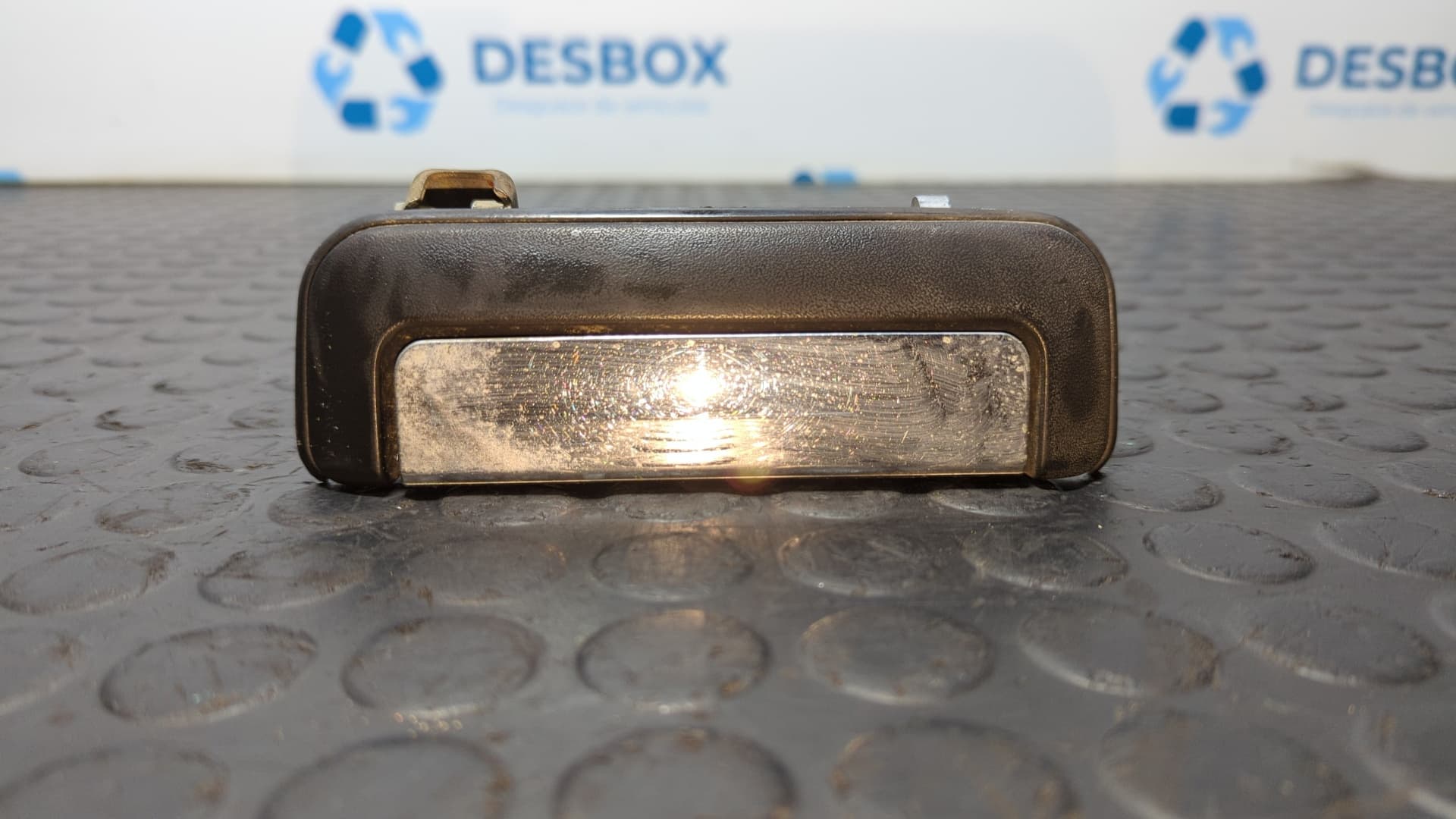Recambio de MANETA EXTERIOR DELANTERA DERECHA para MITSUBISHI L 200 (K6/7)