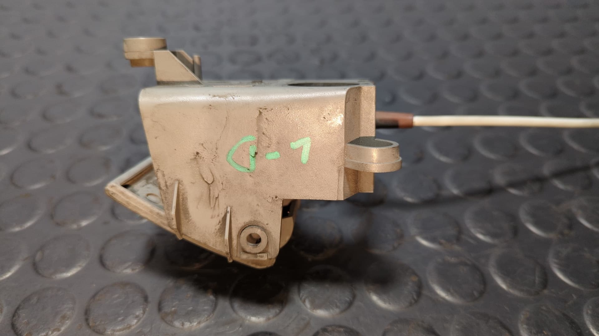 Recambio de MANETA INTERIOR DELANTERA DERECHA para VOLKSWAGEN LT CAJA ABIERTA (MOD. 1997) referencia OEM IAM 9017200166 4