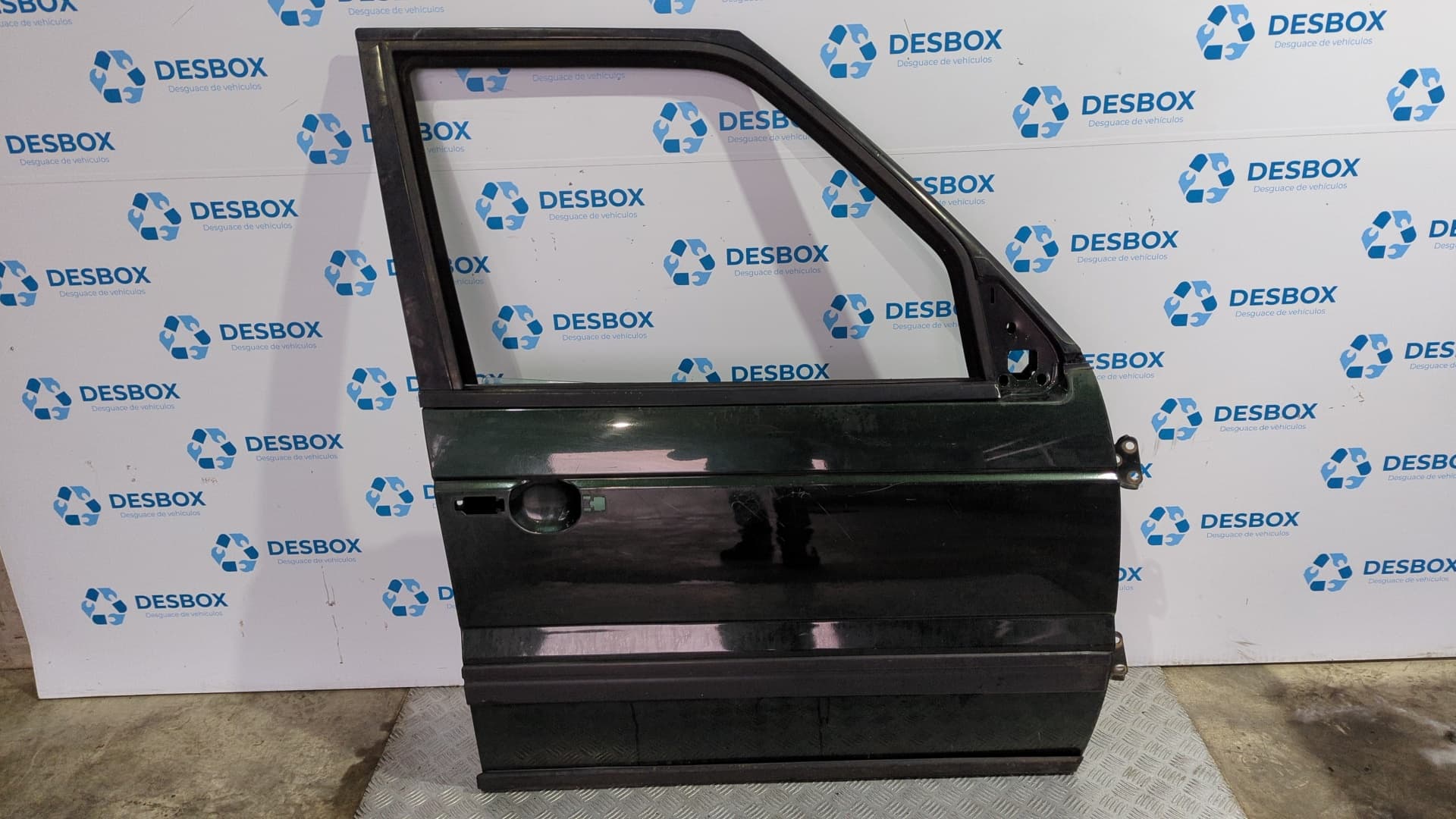 Recambio de PUERTA DELANTERA DERECHA para LAND ROVER RANGE ROVER (LP) 2.5 Turbodiesel 256TBMW - VERDE