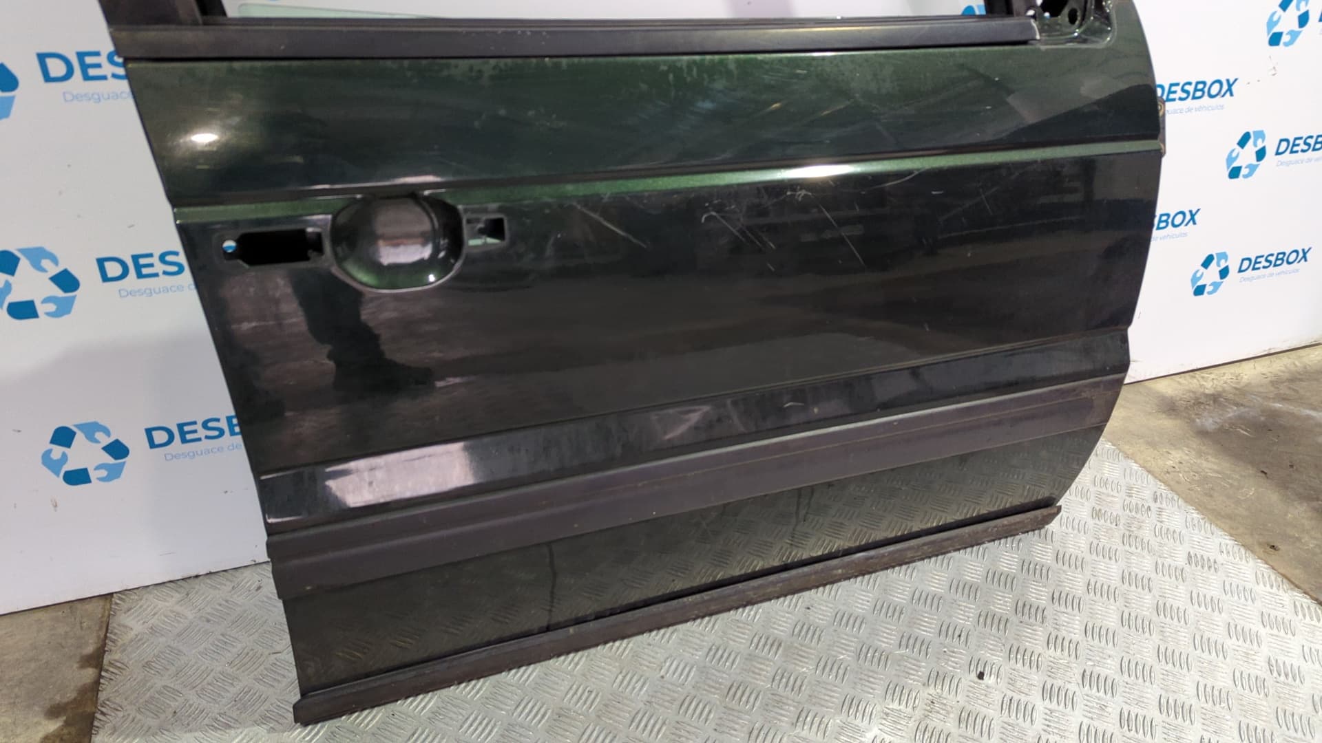 Recambio de PUERTA DELANTERA DERECHA para LAND ROVER RANGE ROVER (LP) 2.5 Turbodiesel 256TBMW - VERDE 3