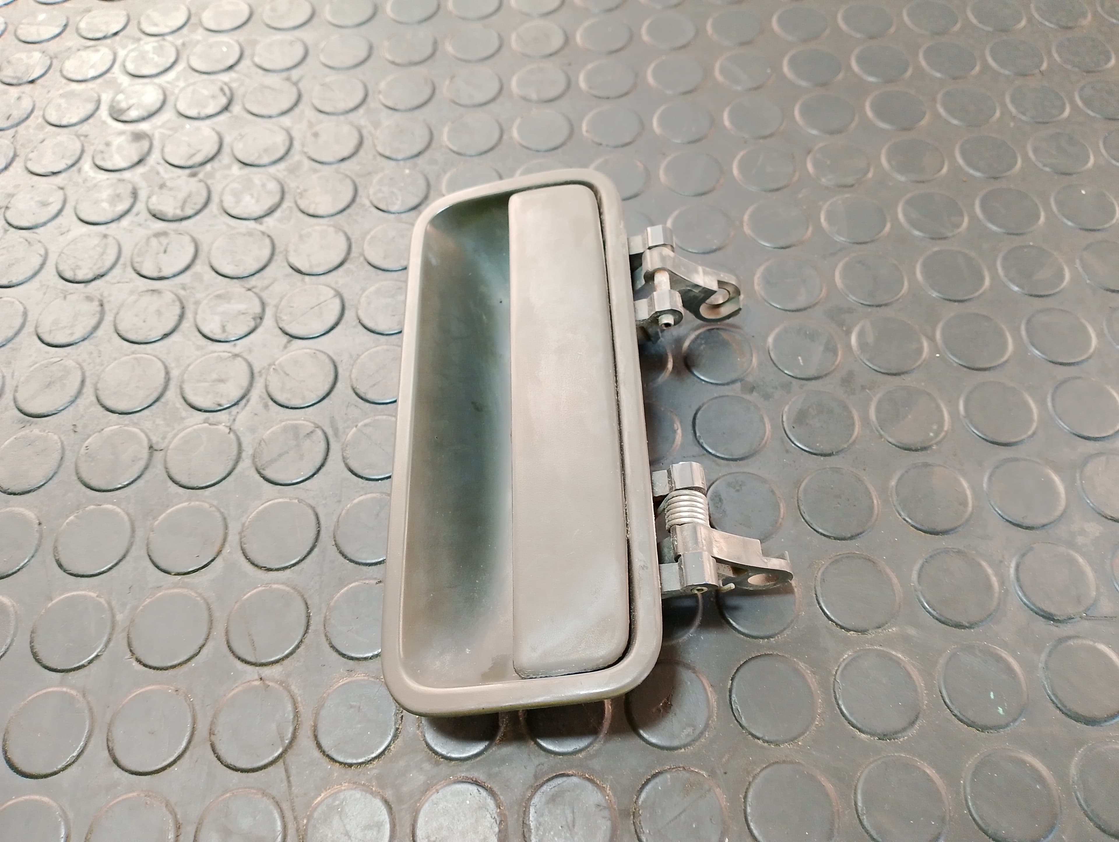 Recambio de MANETA DELANTERA DERECHA para LAND ROVER FREELANDER (LN) 2.0 Di Familiar (72kW) 20T2N referencia OEM IAM CXB101520 - GRIS 4