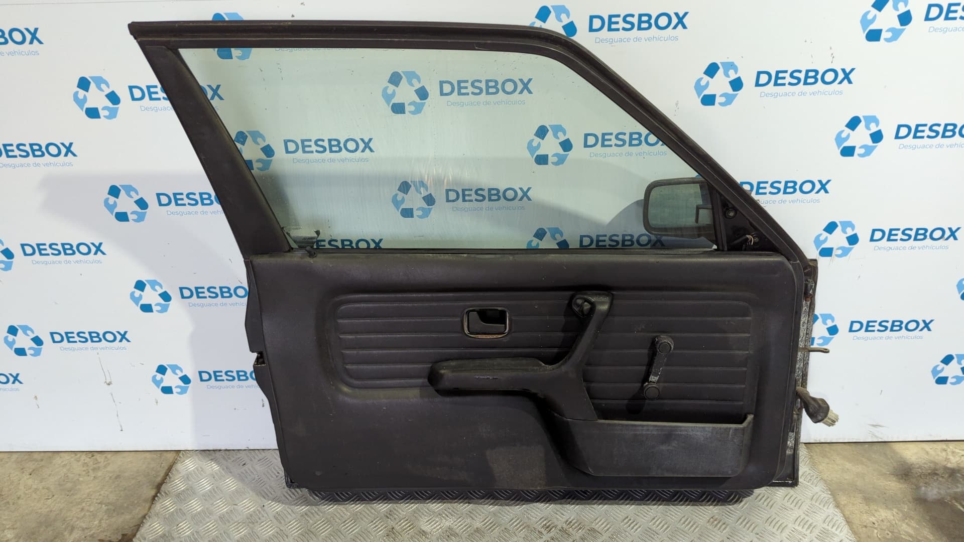 Recambio de PUERTA DELANTERA IZQUIERDA para BMW SERIE 3 BERLINA (E30) 3