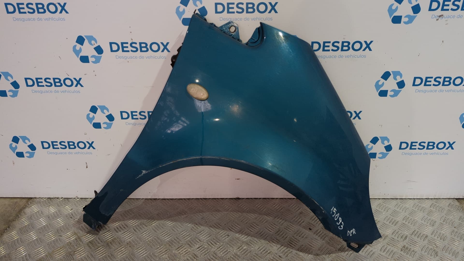 Recambio de ALETA DELANTERA DERECHA para MERCEDES-BENZ CLASE A (W168) 1.6 CAT M166960 referencia OEM IAM 1688800818   - AZUL