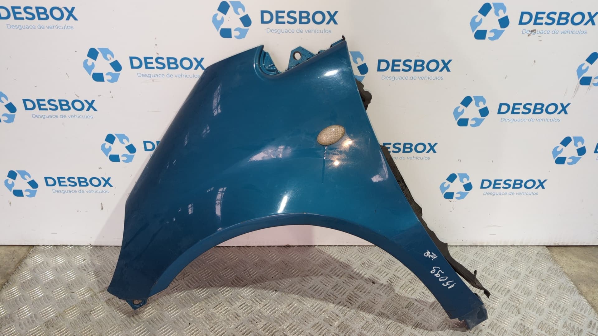 Recambio de ALETA DELANTERA IZQUIERDA para MERCEDES-BENZ CLASE A (W168) 1.6 CAT M166960 referencia OEM IAM 1688800718   - AZUL