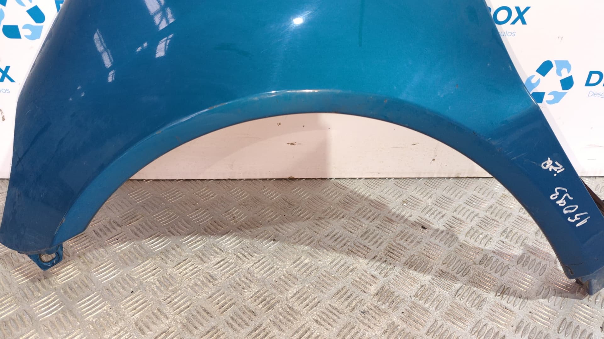 Recambio de ALETA DELANTERA IZQUIERDA para MERCEDES-BENZ CLASE A (W168) 1.6 CAT M166960 referencia OEM IAM 1688800718   - AZUL 2