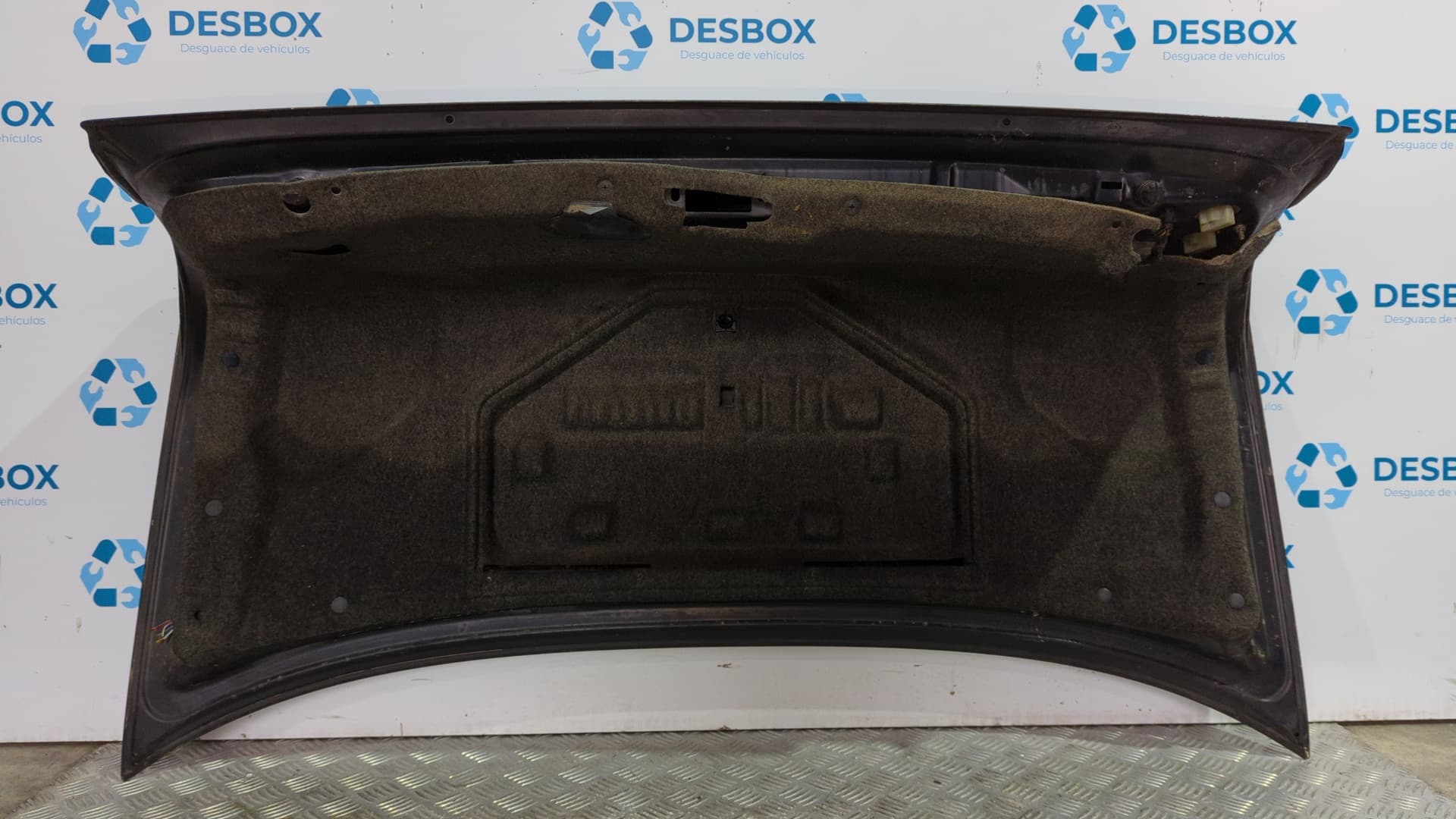 Recambio de TAPA MALETERO para BMW SERIE 5 BERLINA (E34) 4