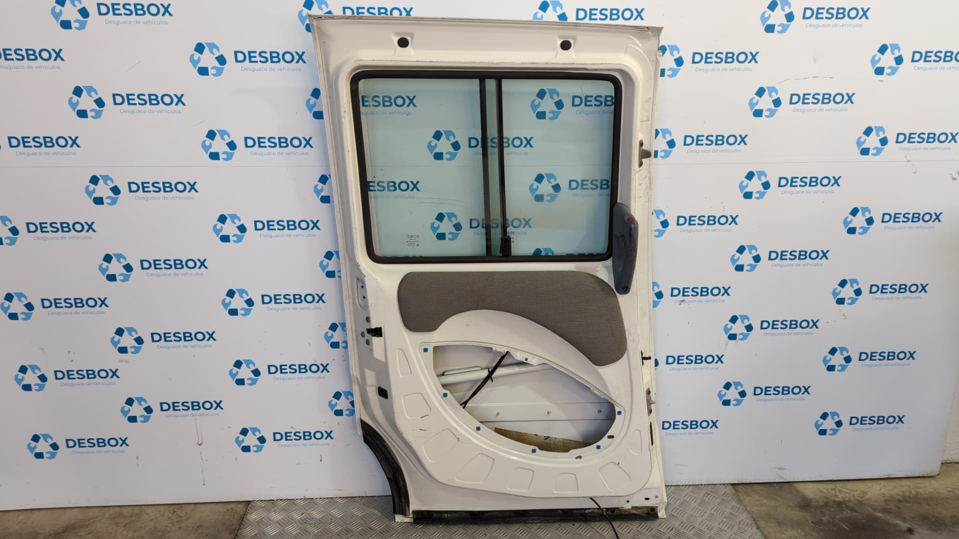 Recambio de PUERTA LATERAL CORREDERA IZQUIERDA para FIAT DOBLO (119) 186A9000 referencia OEM IAM    - BLANCO 2