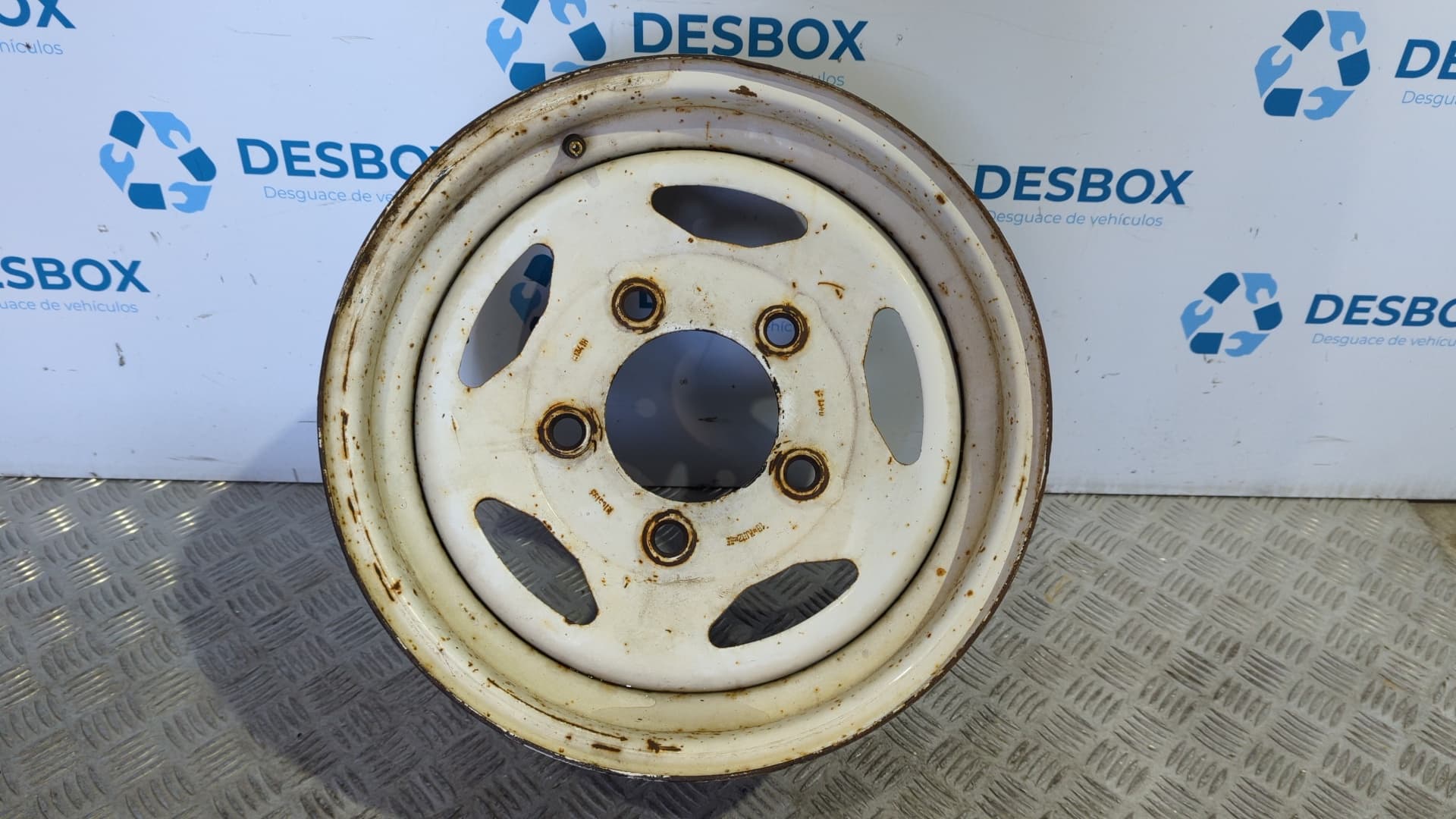 Recambio de JUEGO LLANTAS para LAND ROVER DEFENDER 2.5L50 KW referencia OEM IAM NTC5193 - BLANCO 4
