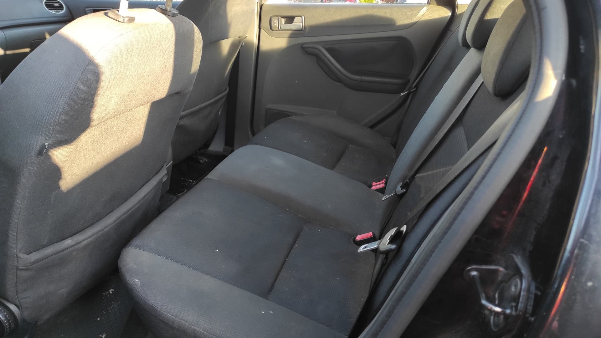Recambio de ALETA DELANTERA DERECHA para FORD FOCUS BERLINA (CAP) 1.6 TDCI Q8DA - NEGRO 8