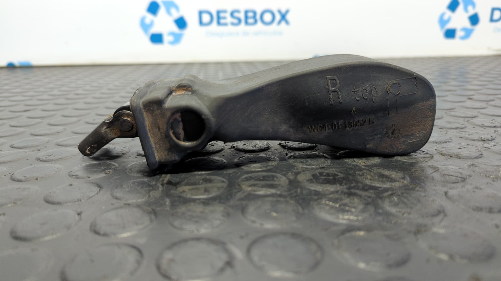 Recambio de RETENEDOR PUERTA DERECHA para VOLKSWAGEN GOLF VII LIM. 1,4 TSI CZDA referencia OEM IAM 5G0839267A - BLANCO 2