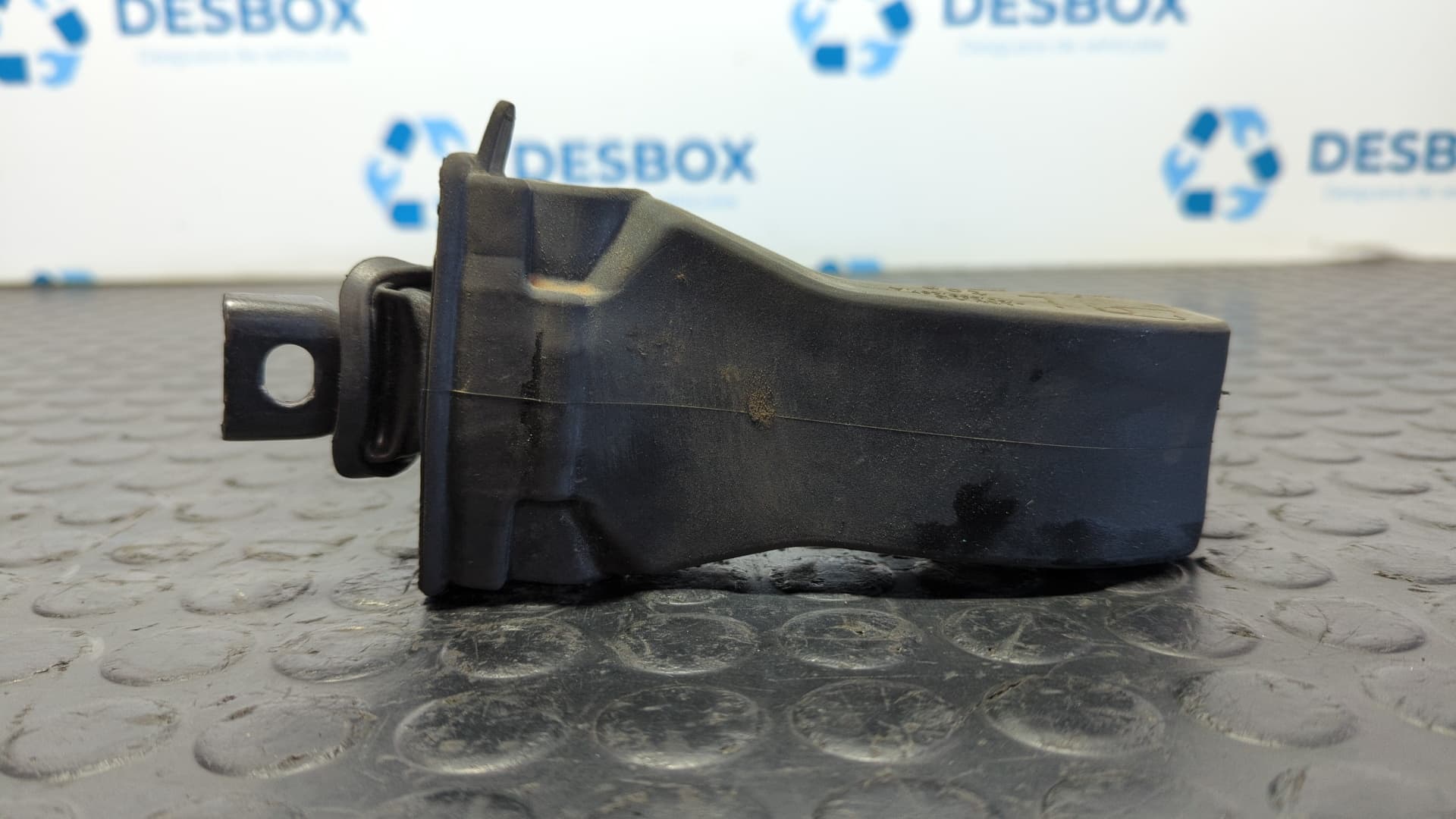 Recambio de RETENEDOR PUERTA IZQUIERDA  para VOLKSWAGEN GOLF VII LIM. 1,4 TSI CZDA referencia OEM IAM 5G0839267A - BLANCO