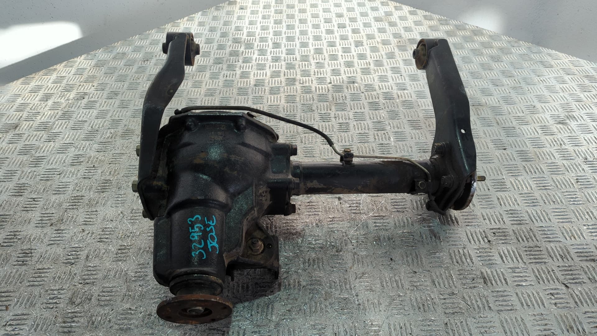 Recambio de DIFERENCIAL DELANTERO para MITSUBISHI GALLOPER (HYUNDAI) 2.5 Turbodiesel 4D56 referencia OEM IAM FB2 - AZUL 4