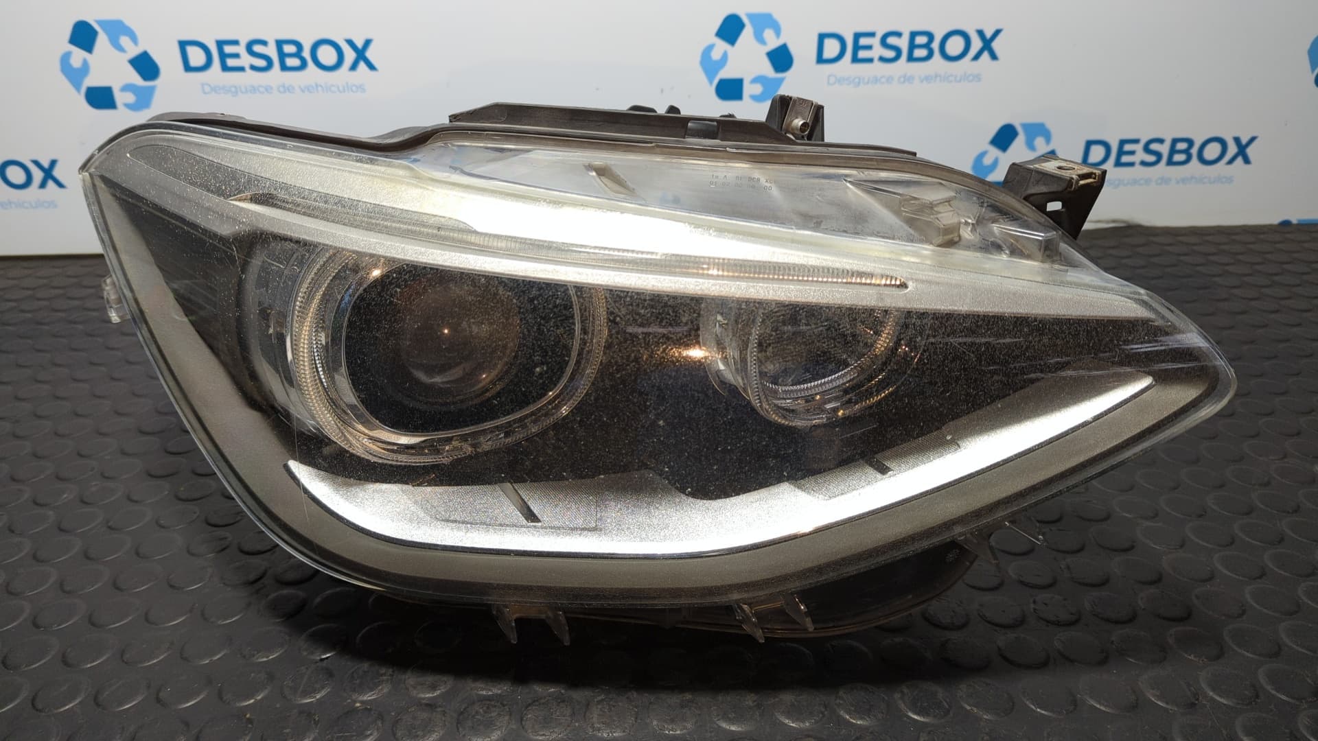 Recambio de FARO DERECHO para BMW SERIE 1 LIM. (F20) referencia OEM IAM 722968007
