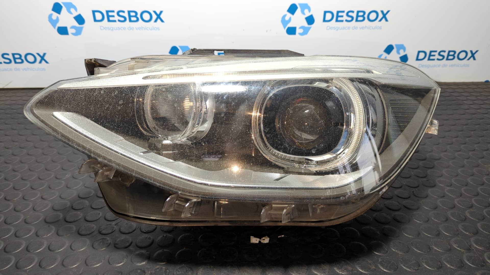 Recambio de FARO IZQUIERDO para BMW SERIE 1 LIM. (F20) referencia OEM IAM 722967907