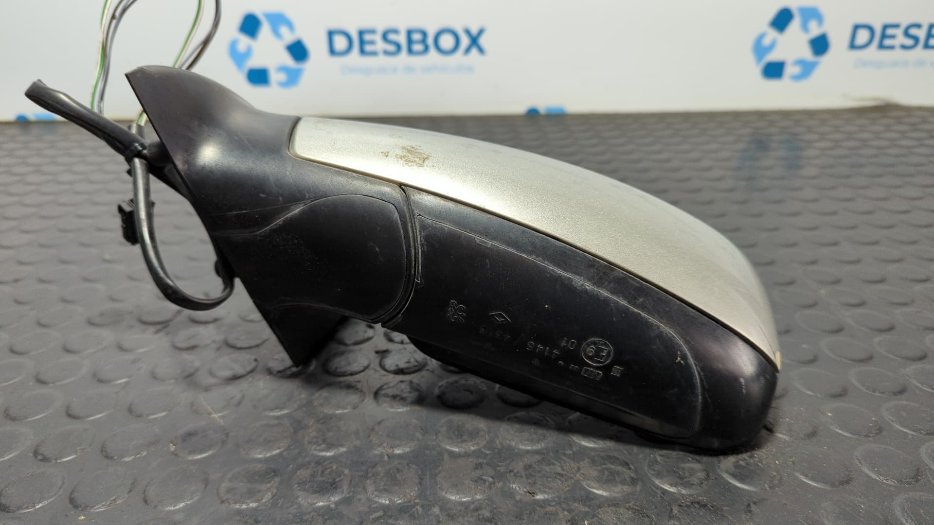 Recambio de RETROVISOR IZQUIERDO para PEUGEOT 307 (S1) XR Clim Plus 9HX referencia OEM IAM 96577210XT - GRIS 5