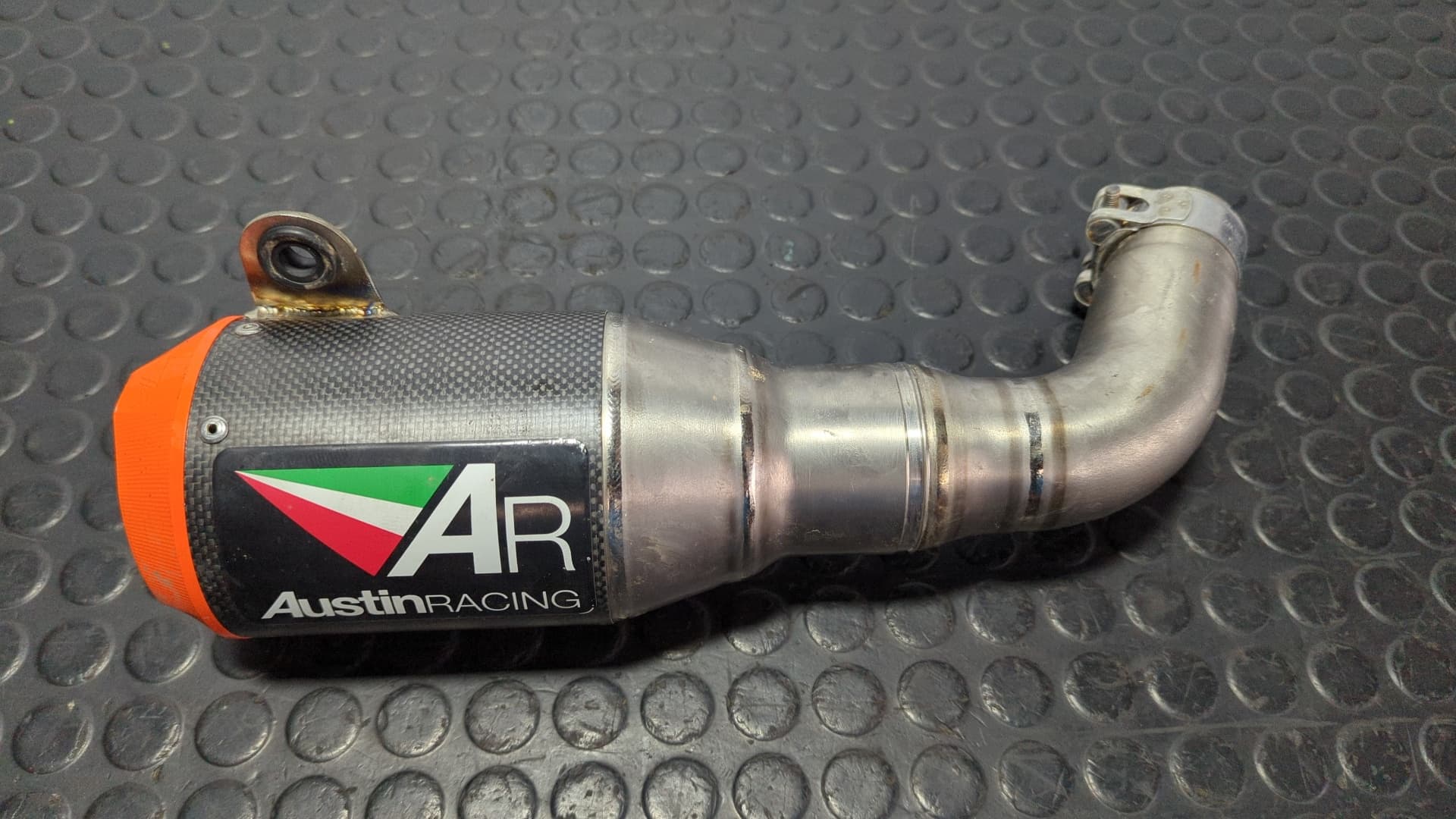 Recambio de TUBO ESCAPE TRASERO para KTM 125 DUKE * 125CC - GRIS