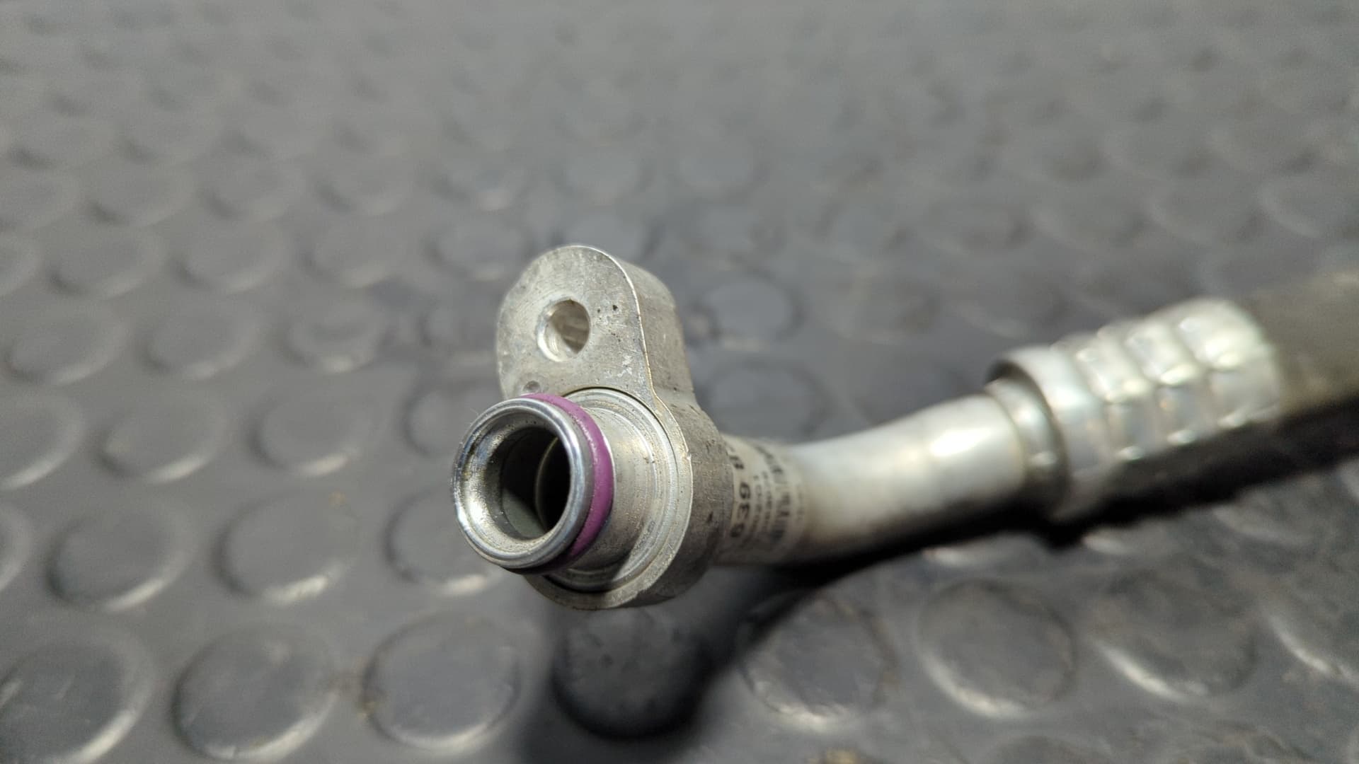 Recambio de TUBOS AIRE ACONDICIONADO para MERCEDES-BENZ VITO (W639) BASIC, COMBI 2.2 CDI OM651940 referencia OEM IAM A6398300816 - AMARILLO 3