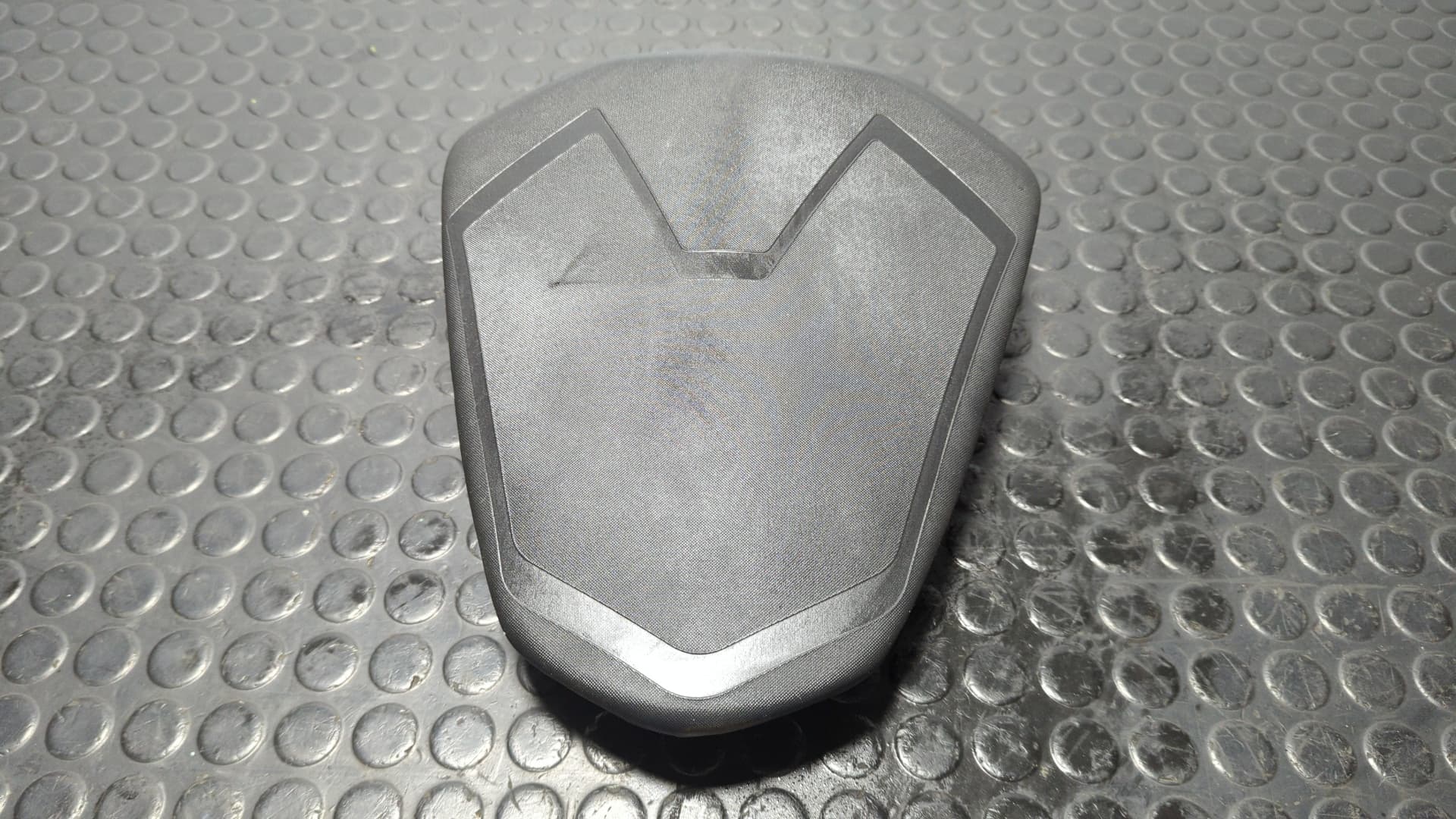 Recambio de ASIENTO TRASERO para KTM 125 DUKE * 125CC referencia OEM IAM DJ211007 - GRIS