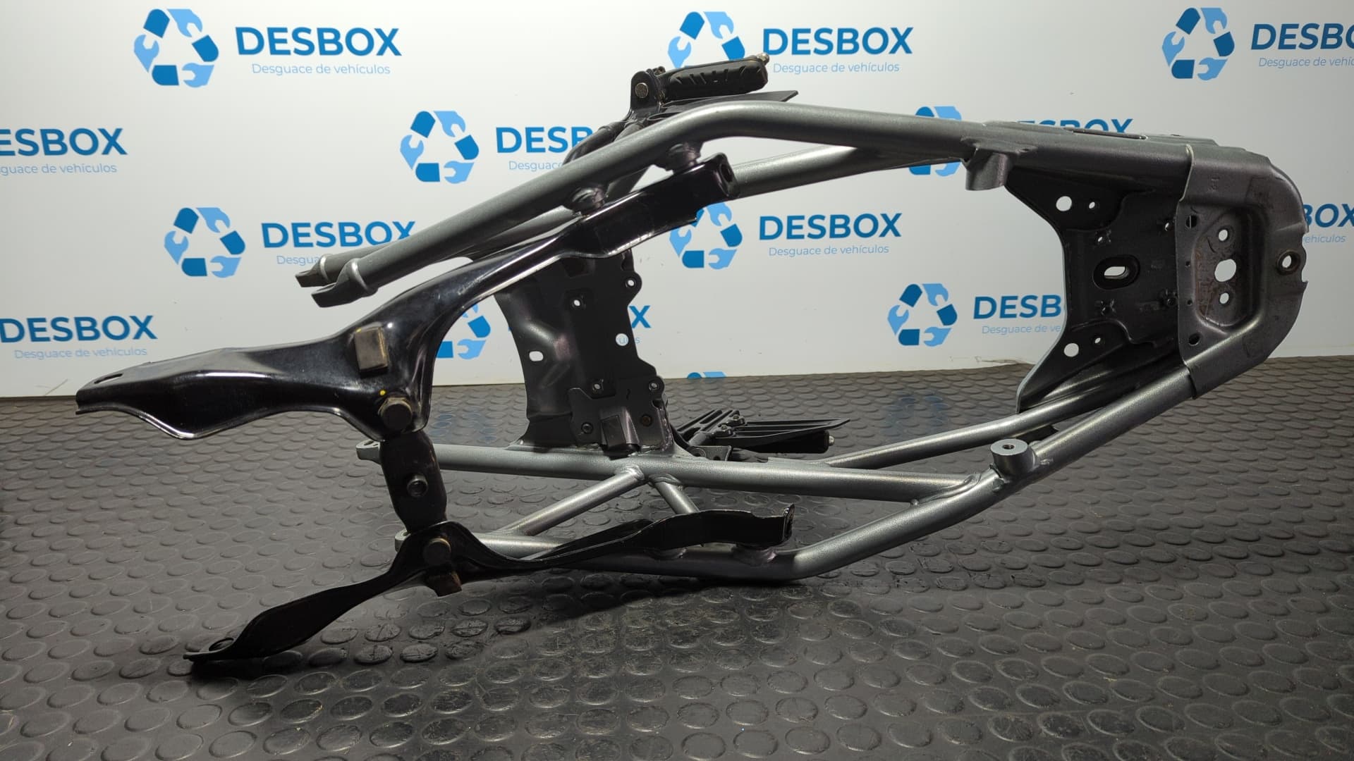Recambio de BASTIDOR TRASERO para KTM 125 DUKE * 125CC - GRIS 3
