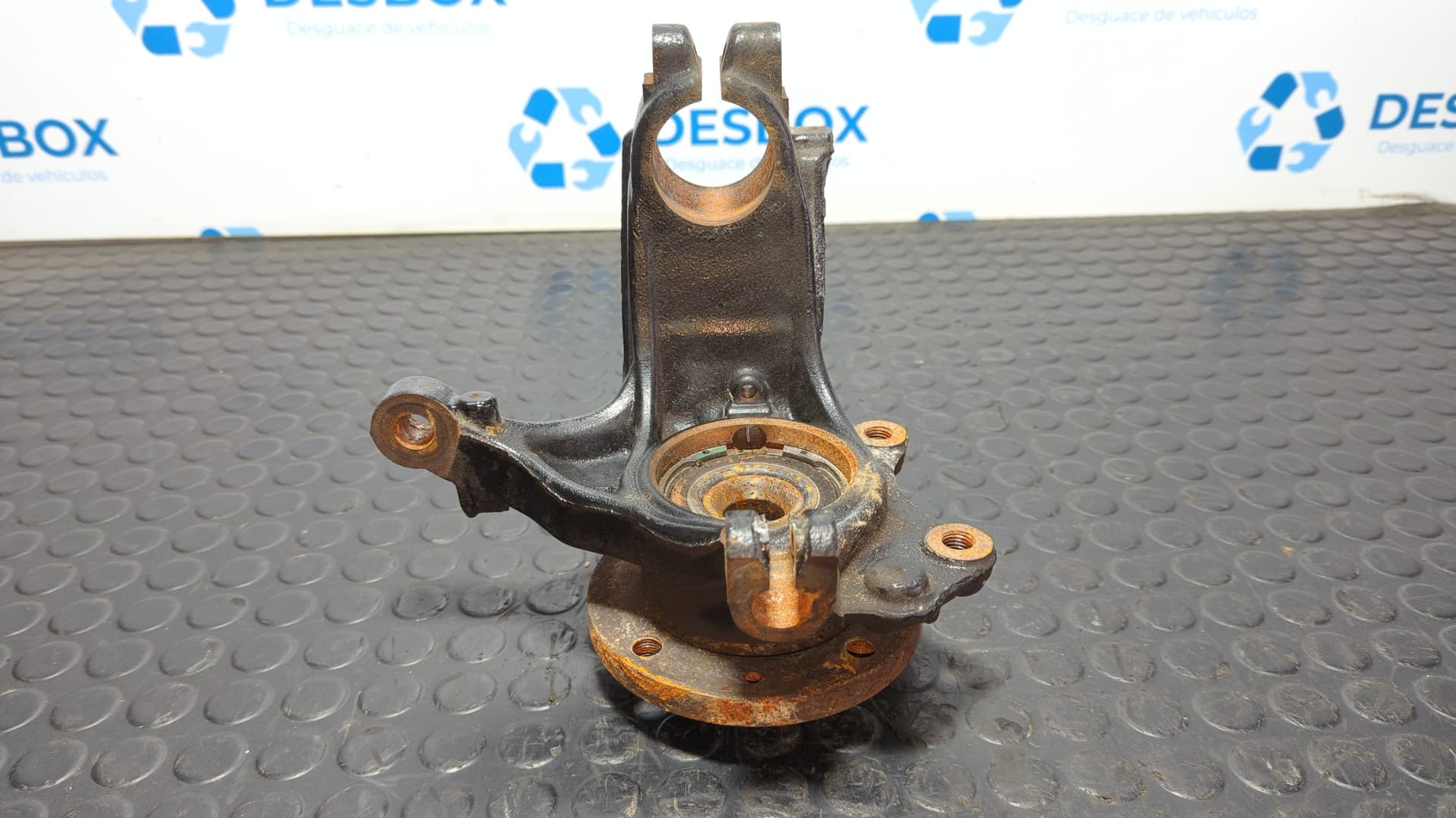 Recambio de MANGUETA DELANTERA IZQUIERDA para PEUGEOT 208 1.2 PURETECH HM05 referencia OEM IAM P54 - AZUL 3