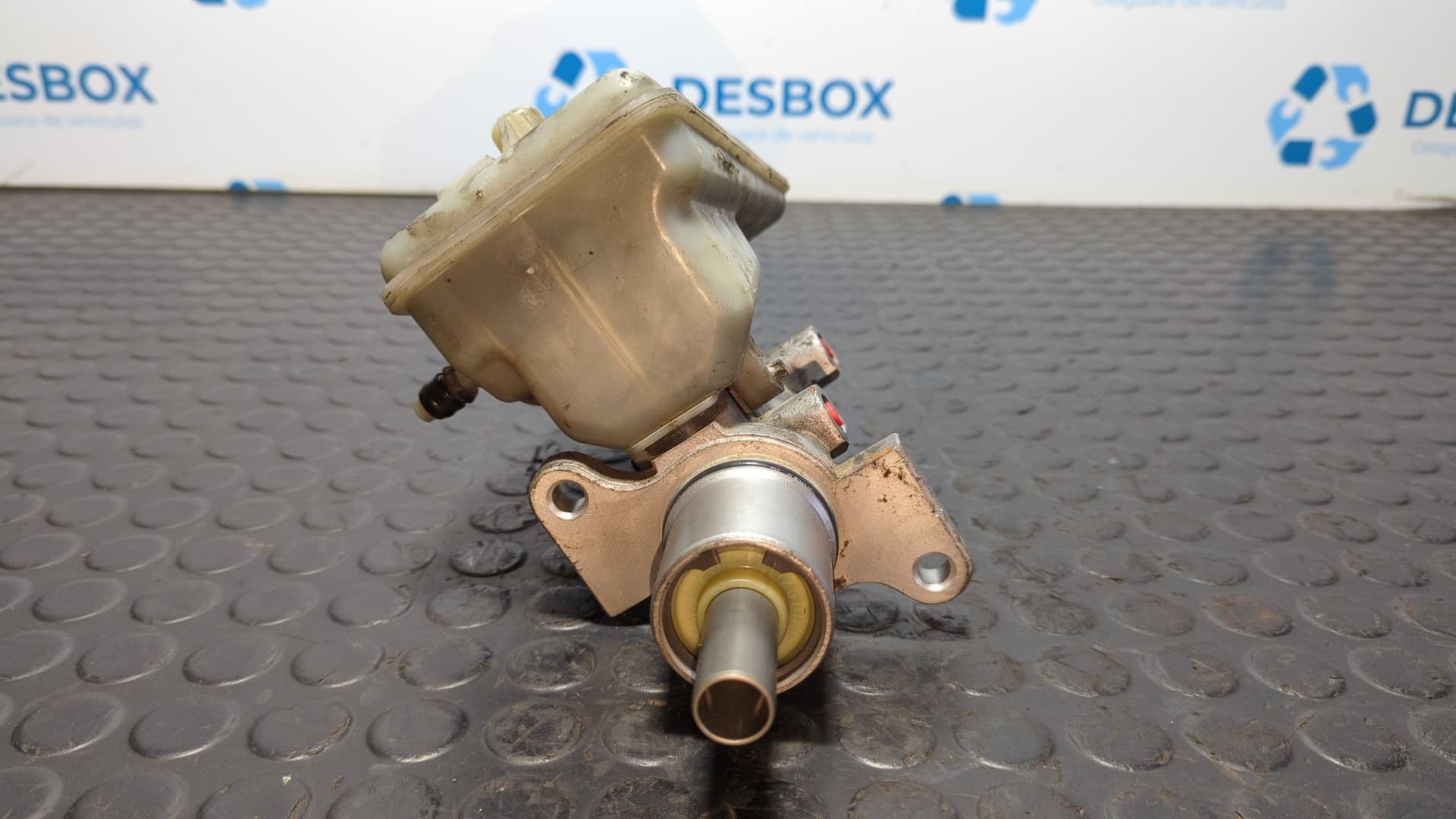 Recambio de BOMBA FRENO para OPEL VIVARO 2.5 DTI / CDTI CAT (G9U-730 / LJ9) G9U730 referencia OEM IAM 32067008C - BLANCO