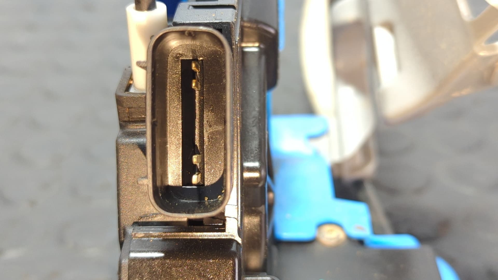 Recambio de CERRADURA PUERTA TRASERA IZQUIERDA para KIA CEE'D D4FC referencia OEM IAM 81410A2100 - AZUL 3