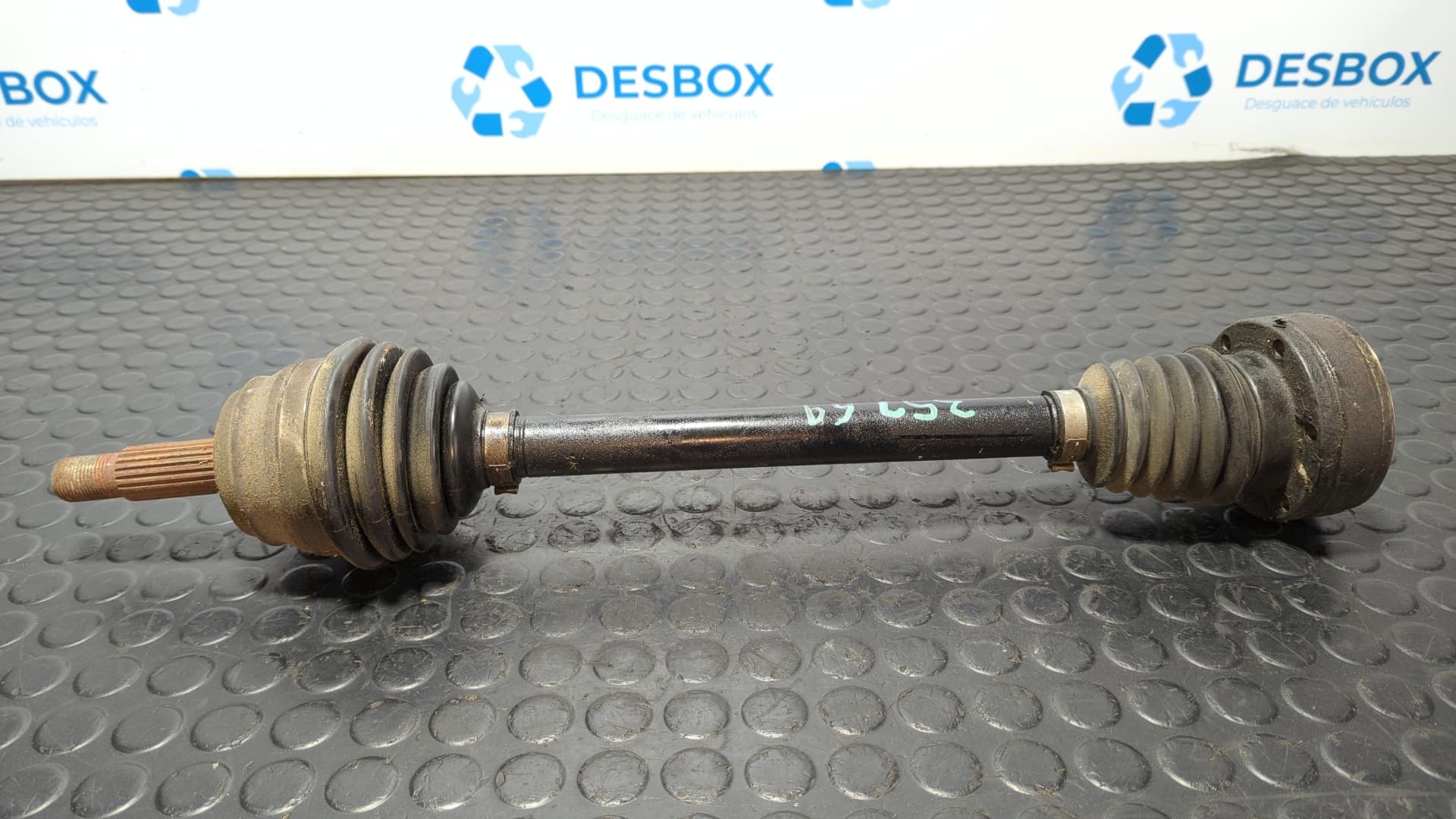 Recambio de TRANSMISION DELANTERA IZQUIERDA para SEAT IBIZA (6K1) Free Sky AKK referencia OEM IAM    - ROJO