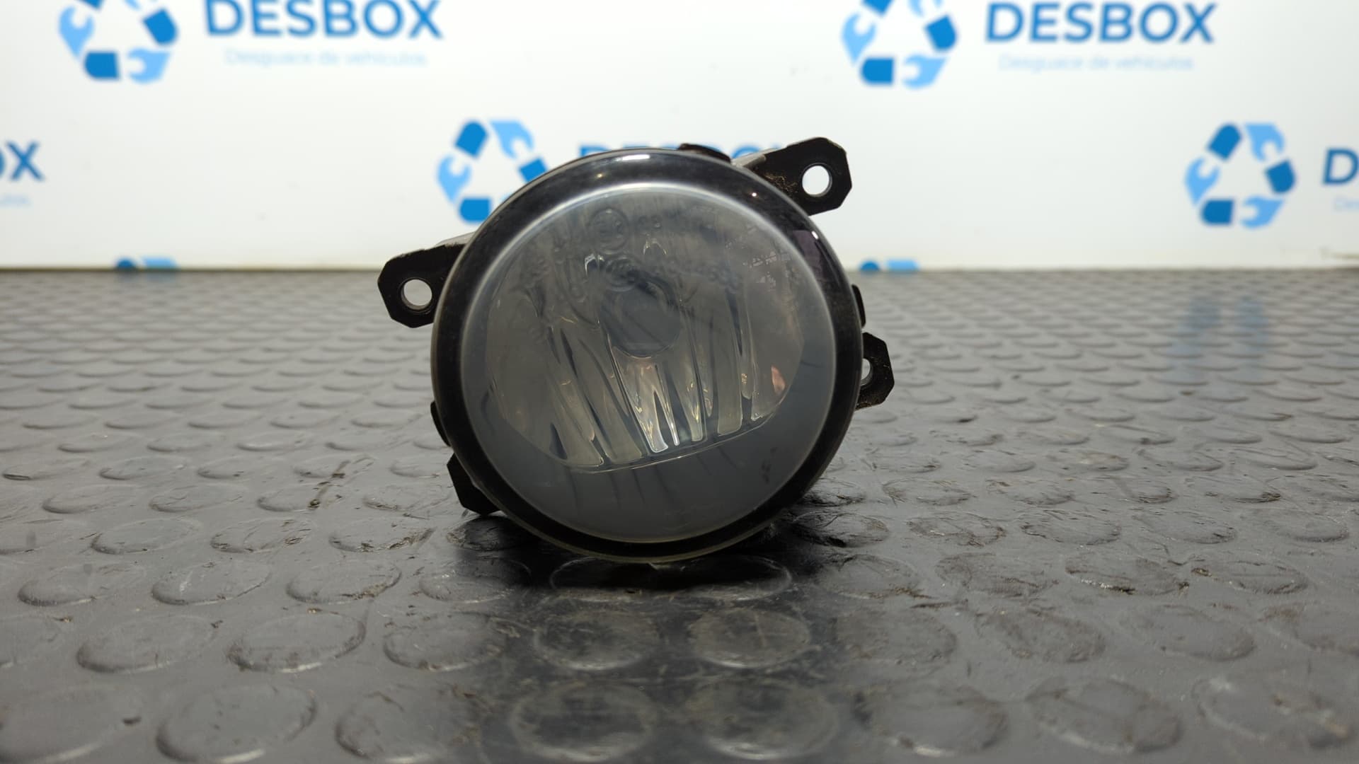 Recambio de FARO ANTINIEBLA DERECHO para PEUGEOT PARTNER KOMBI Outdoor 9HP referencia OEM IAM 9687410080   - GRIS
