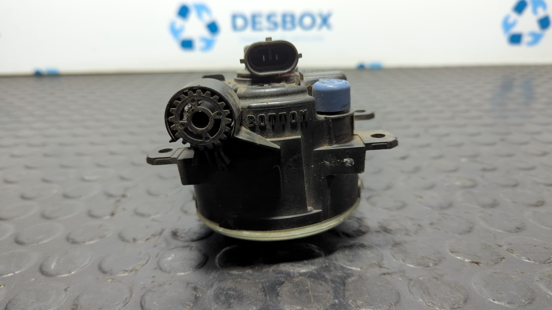 Recambio de FARO ANTINIEBLA DERECHO para PEUGEOT PARTNER KOMBI Outdoor 9HP referencia OEM IAM 9687410080   - GRIS 3