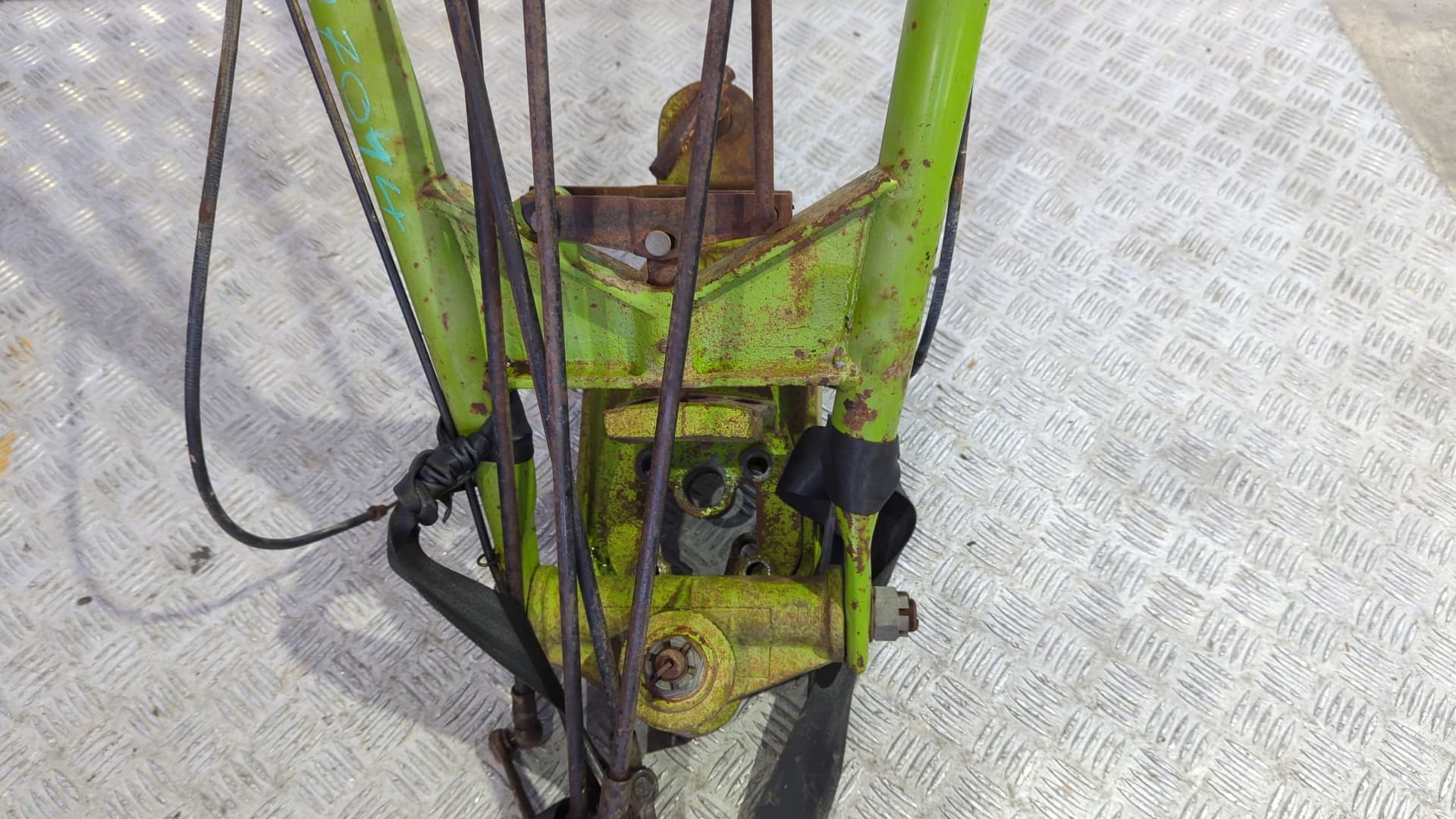 Recambio de HORQUILLA para AGRIA 2700 DL MOTOCULTOR 14 CV 14CV - ROJO 4