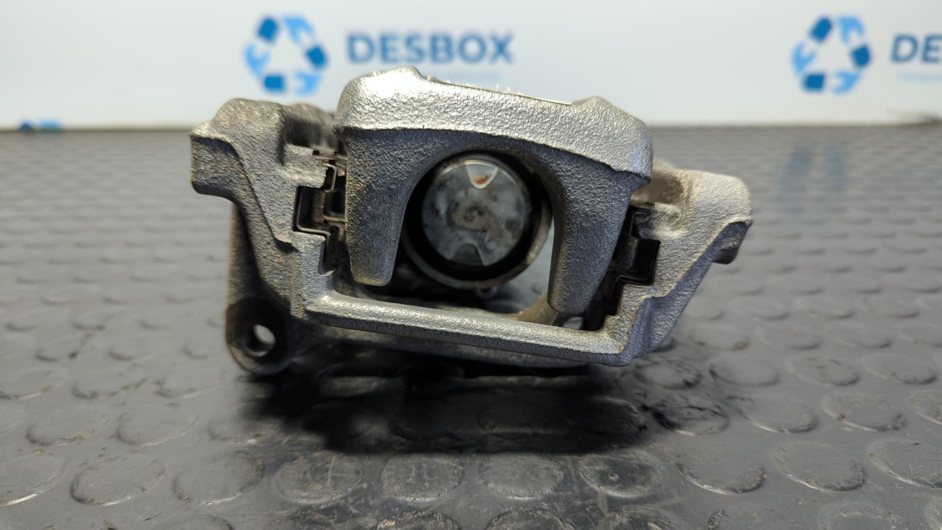 Recambio de PINZA DE FRENO TRASERA IZQUIERDA para OPEL CORSA F * ZK01 referencia OEM IAM AE777006 - ROJO 4