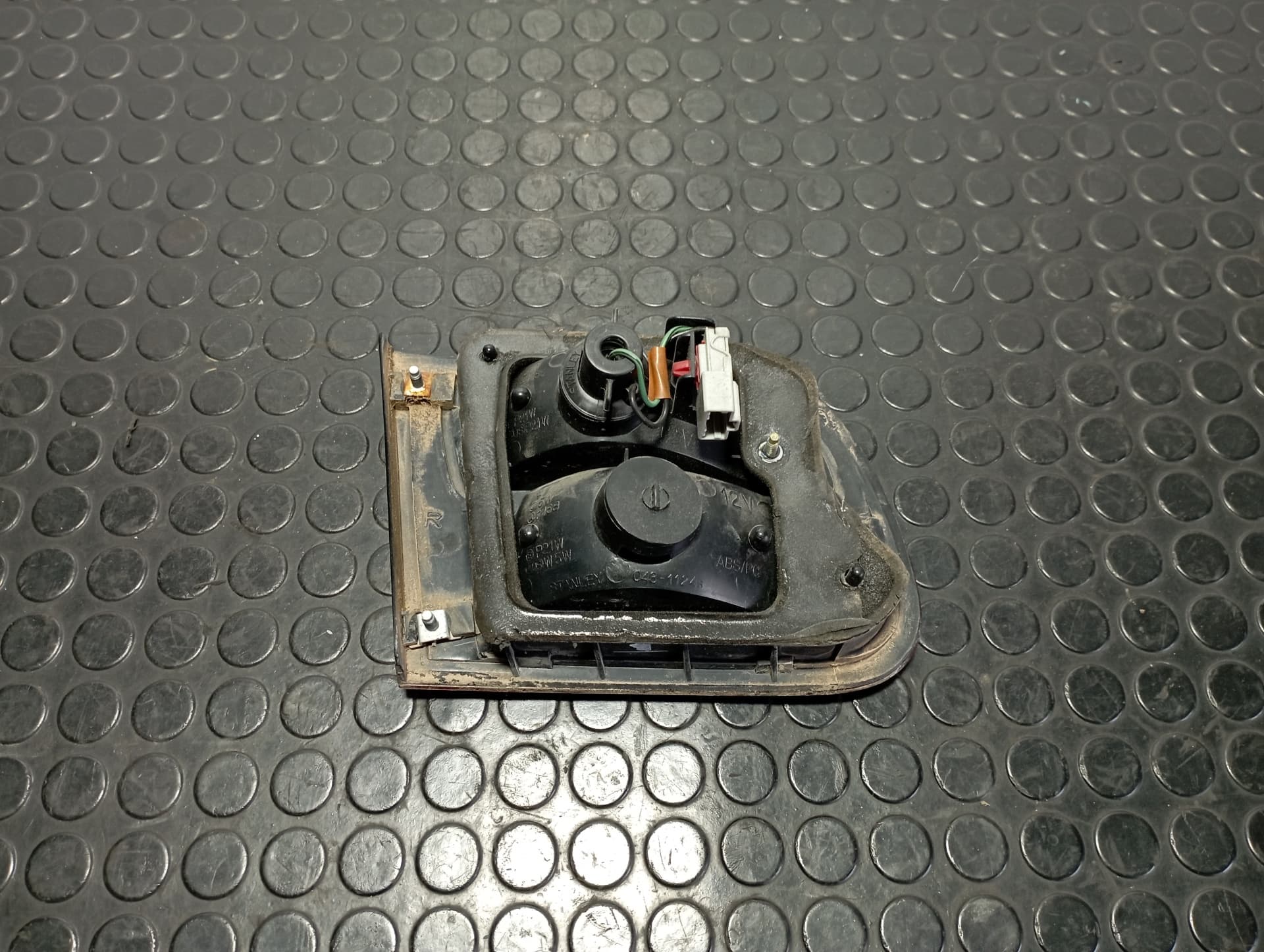 Recambio de PILOTO PORTON DERECHO para HONDA CIVIC (AF-AS) * D13B2 referencia OEM IAM 04431124 - AZUL 3