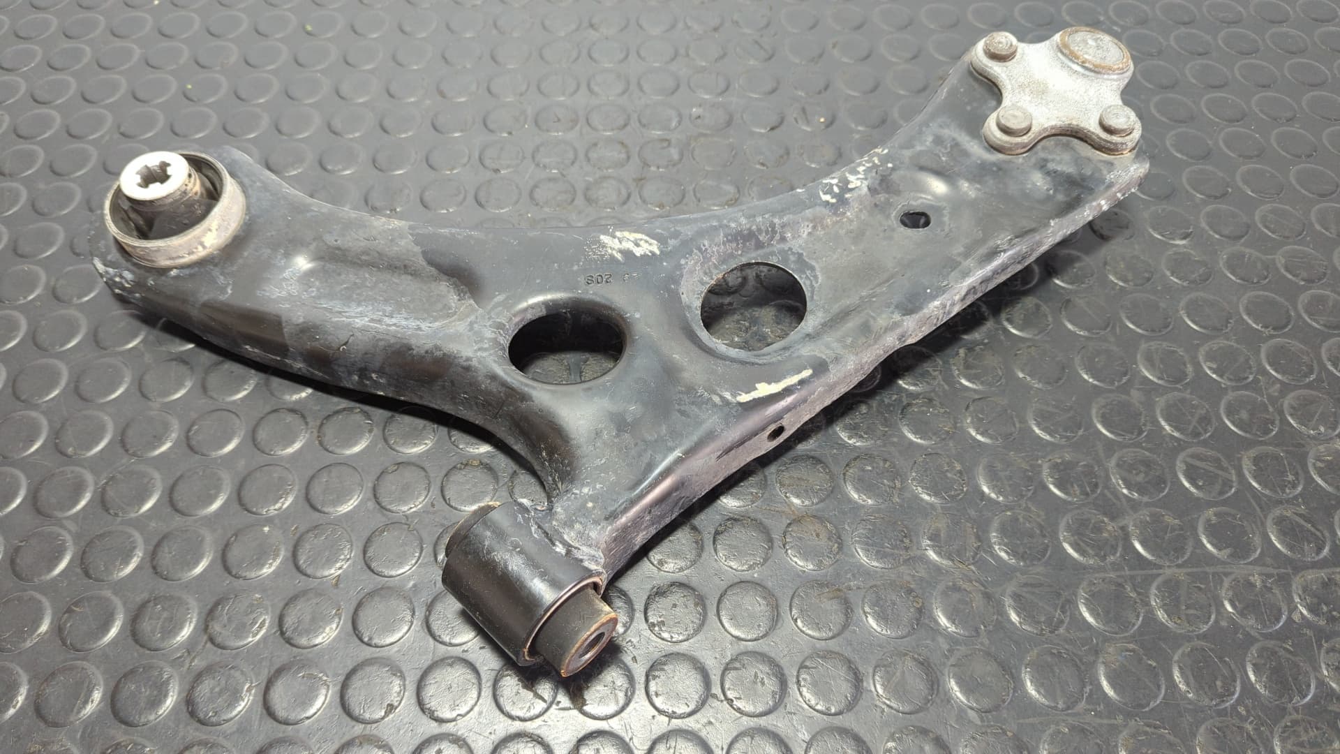 Recambio de BRAZO DERECHO INFERIOR DELANTERO para OPEL CORSA F * ZK01 referencia OEM IAM R02072020 - ROJO