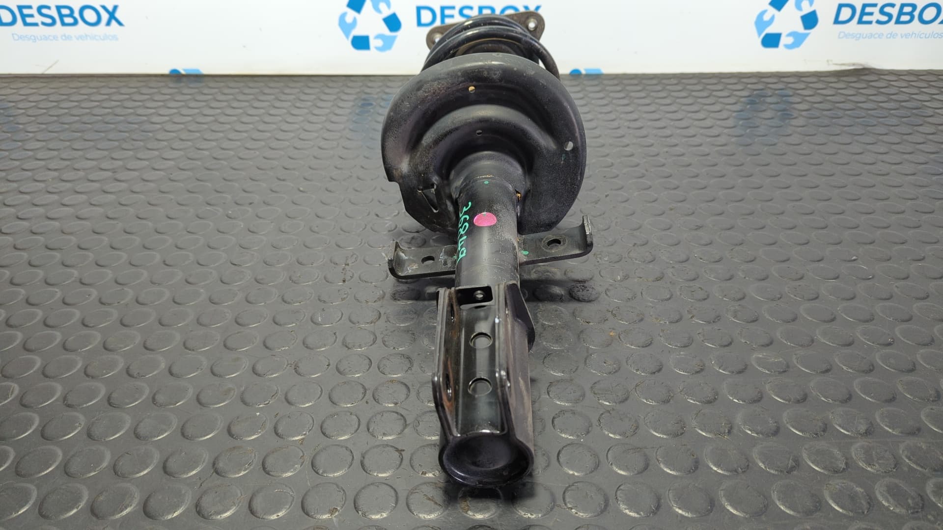 Recambio de AMORTIGUADOR DELANTERO DERECHO para RENAULT CLIO IV 1.2 D4F D7  referencia OEM IAM 543022511R - BLANCO 3