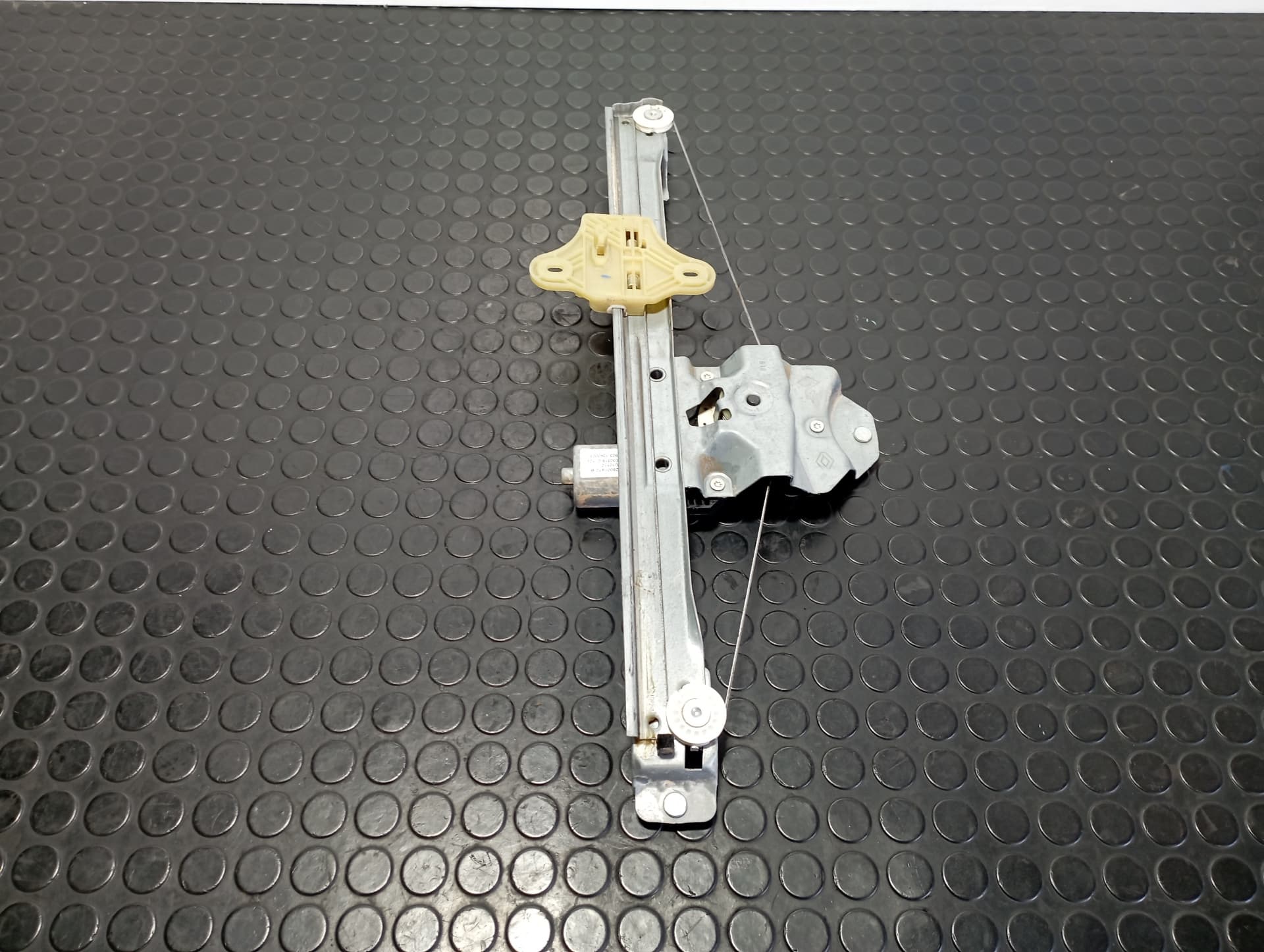 Recambio de ELEVALUNAS DELANTERO IZQUIERDO para RENAULT CLIO IV 1.2 D4F D7  referencia OEM IAM 807213867R - BLANCO 3