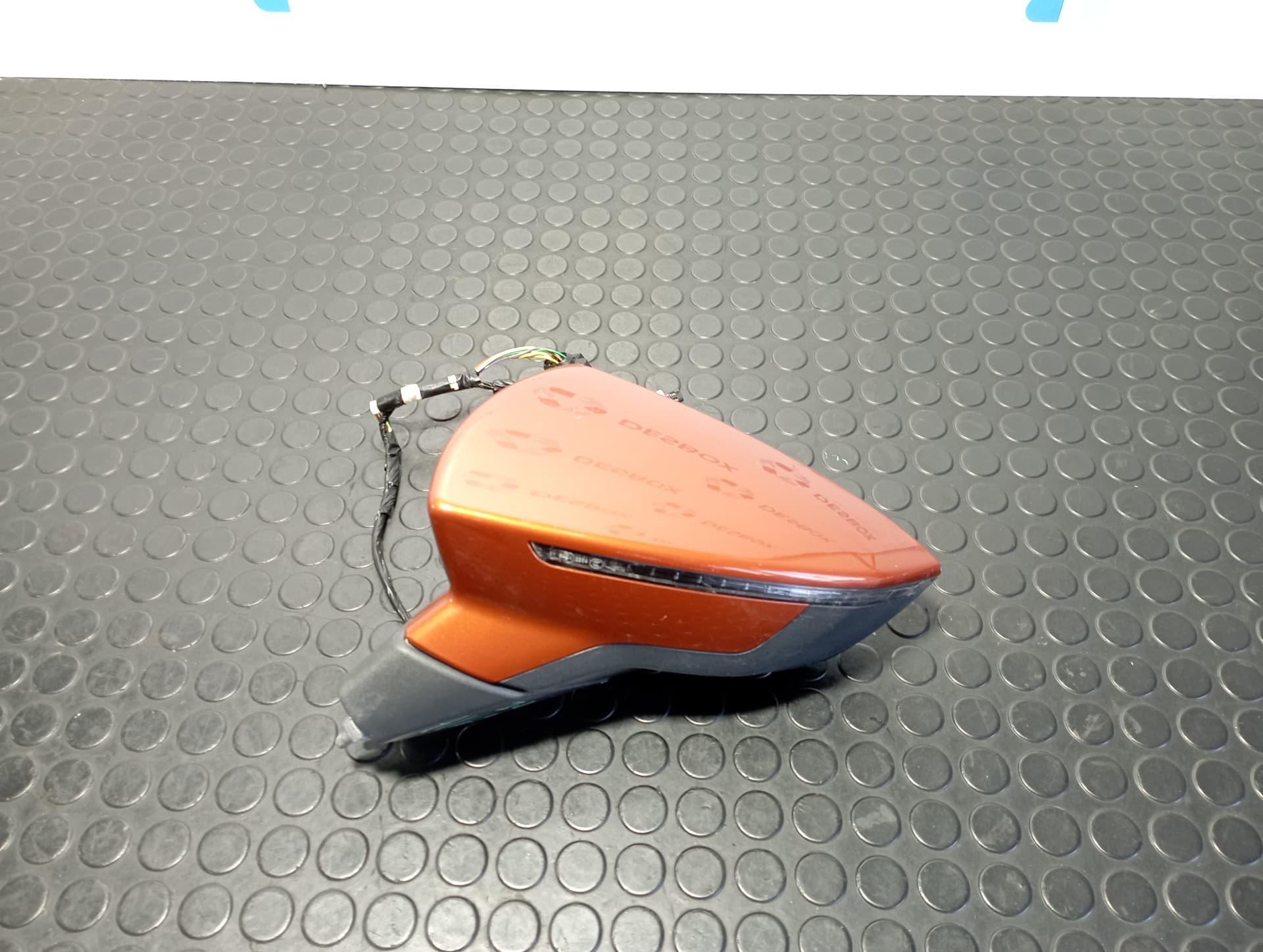Recambio de RETROVISOR IZQUIERDO para SEAT ARONA CHZ referencia OEM IAM 026684 - NARANJA 3
