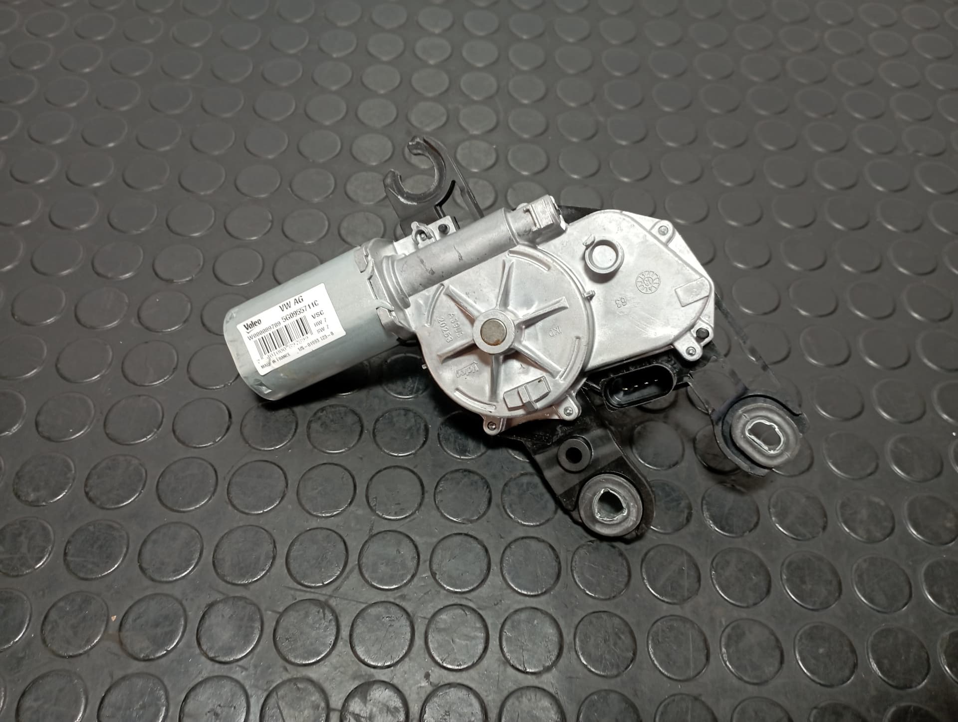 Recambio de MOTOR LIMPIA TRASERO para SEAT ARONA ARONA 1.0 TSI CHZ referencia OEM IAM 5G0955711C - NARANJA