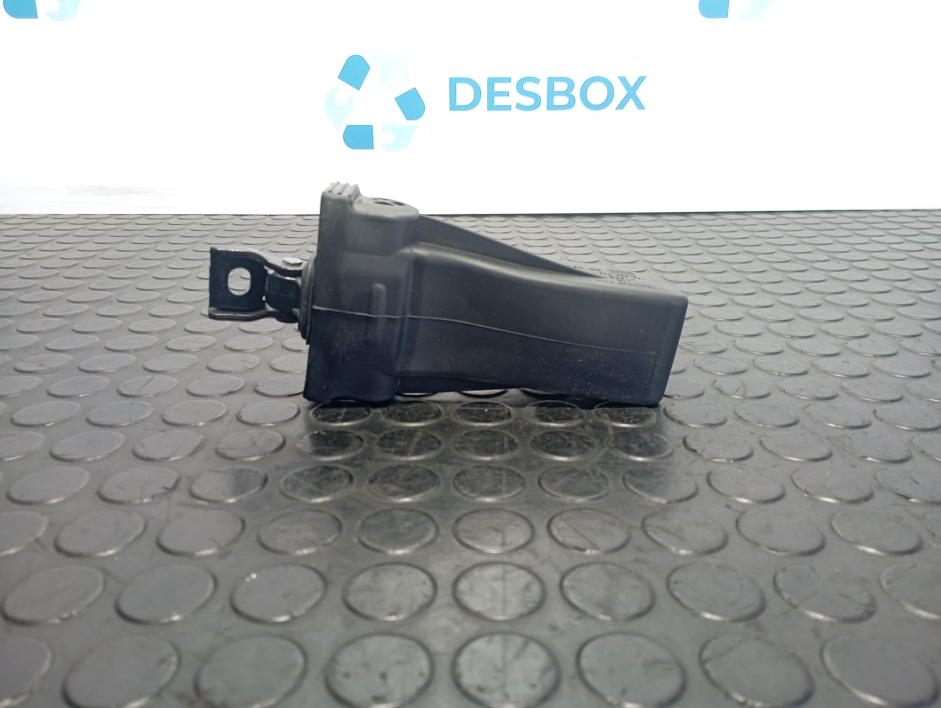 Recambio de RETENEDOR PUERTA IZQUIERDA  para SEAT ARONA ARONA 1.0 TSI CHZ referencia OEM IAM 5N837928A - NARANJA