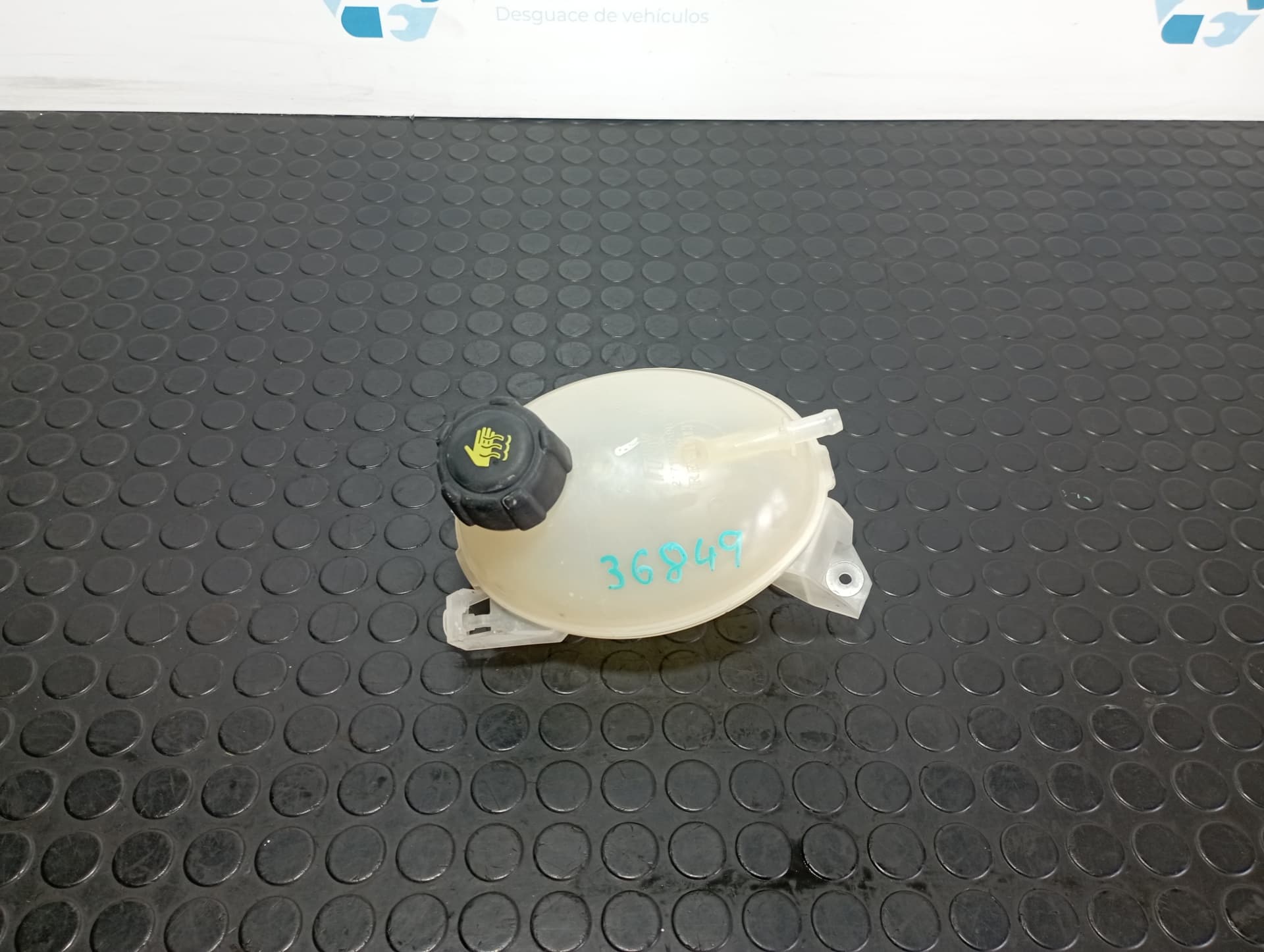 Recambio de DEPOSITO EXPANSION para RENAULT CLIO IV 1.2 D4F D7  referencia OEM IAM 217107259R - BLANCO